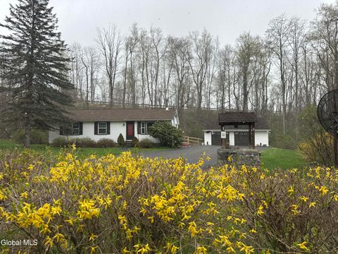 Homes For Sale - 11 Kinderhook Lane<br/> New Lebanon, NY 12125