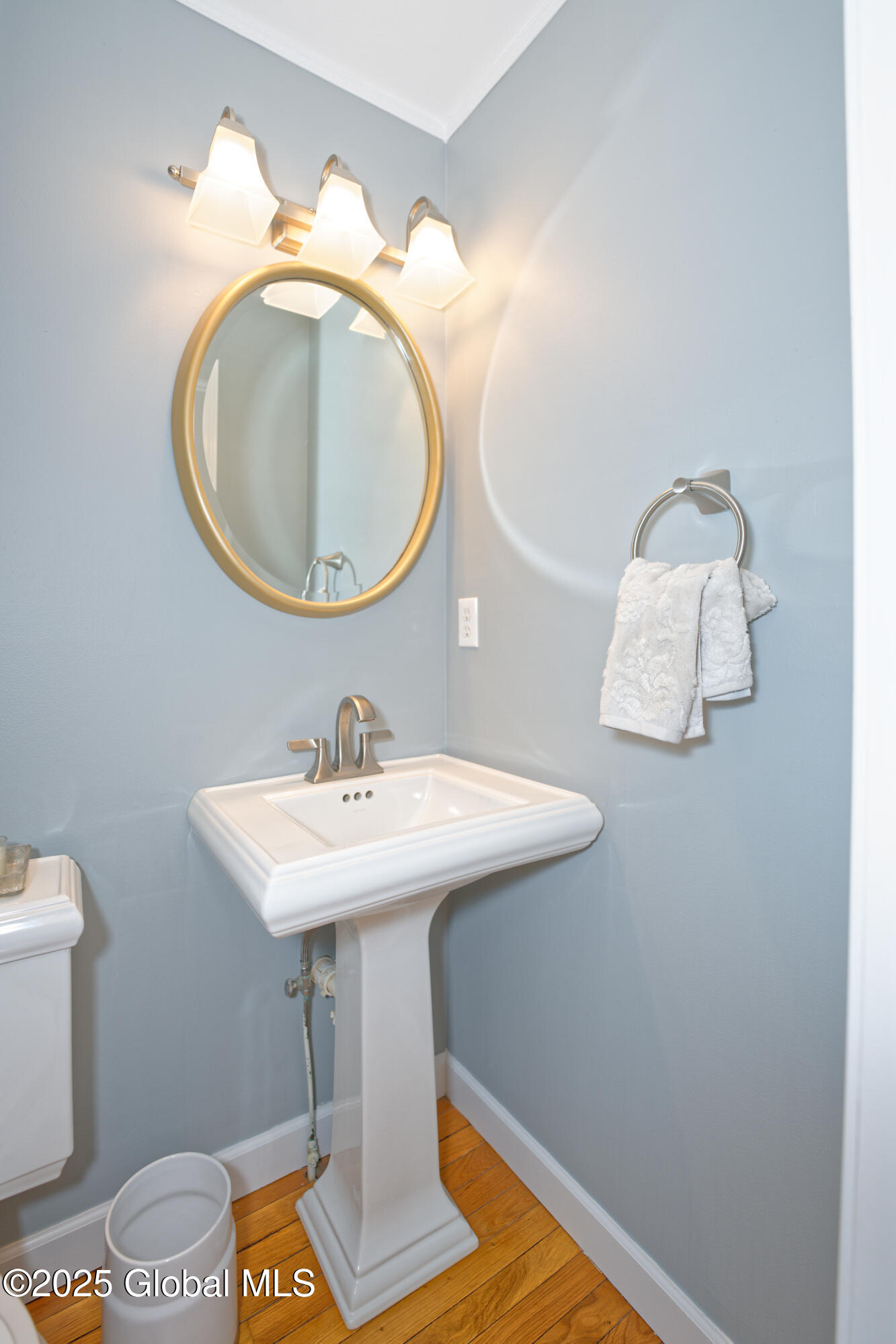 2 Queensbury Court, Clifton Park, New York image 34