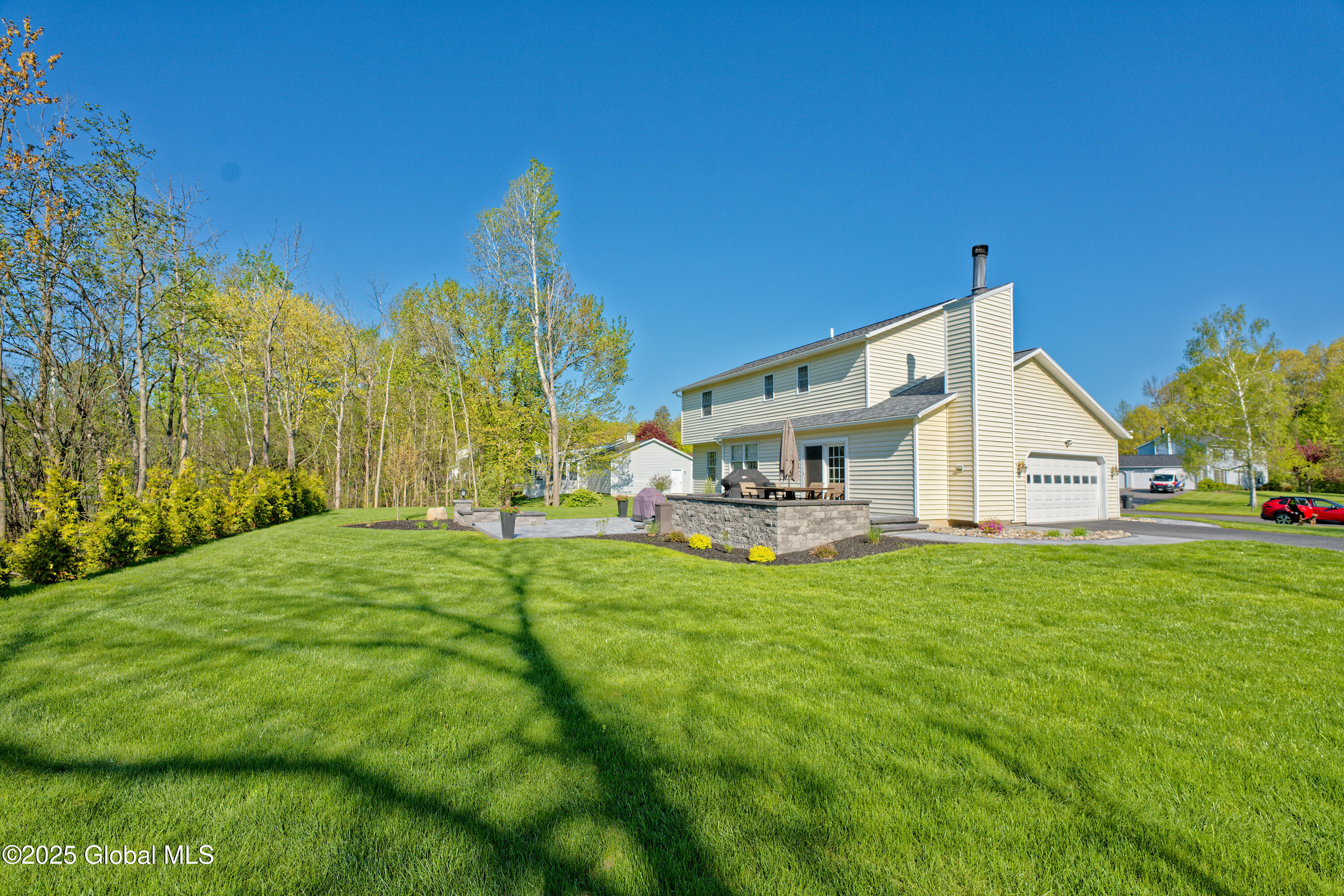 2 Queensbury Court, Clifton Park, New York image 40