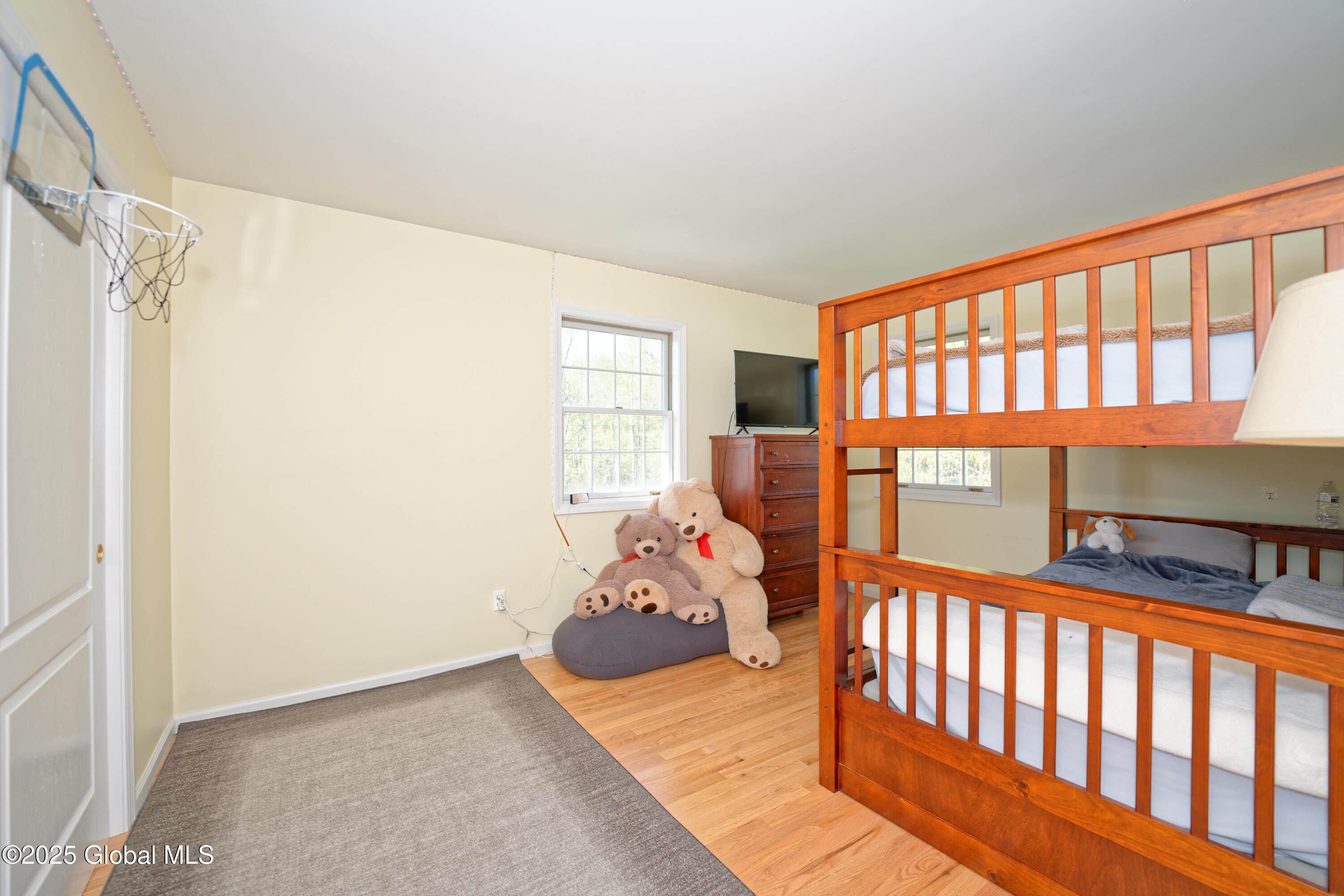 2 Queensbury Court, Clifton Park, New York image 32