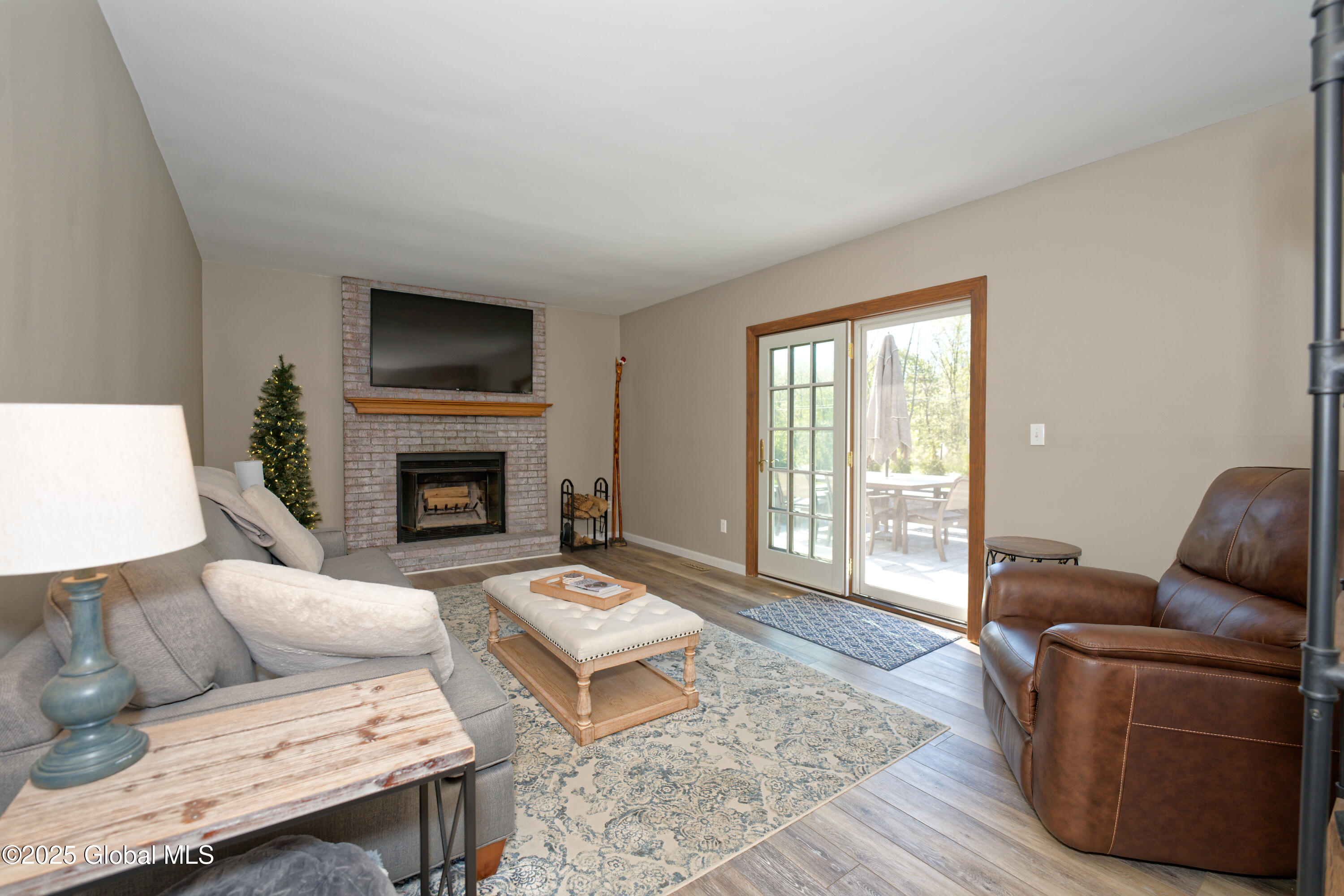 2 Queensbury Court, Clifton Park, New York image 17