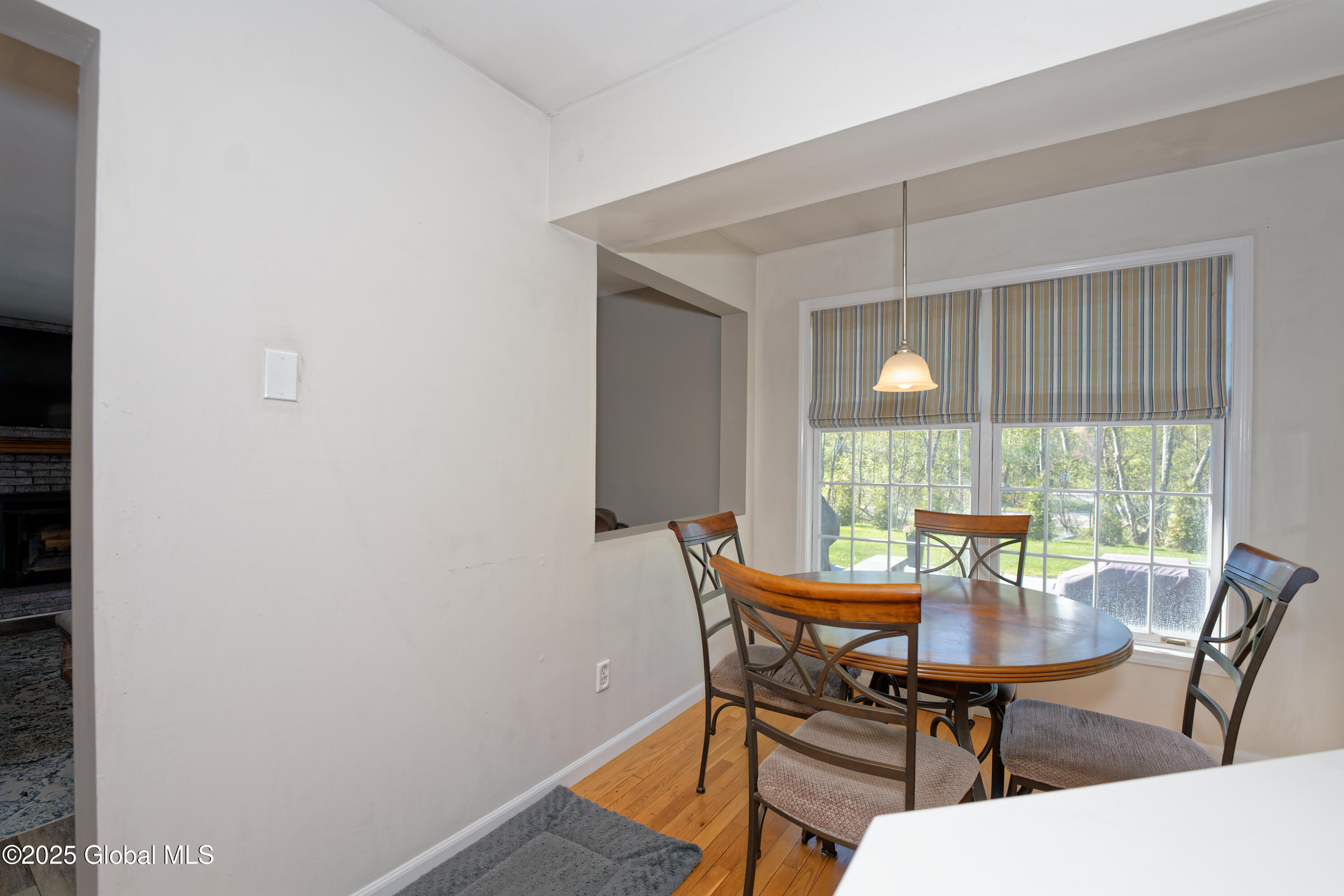 2 Queensbury Court, Clifton Park, New York image 16