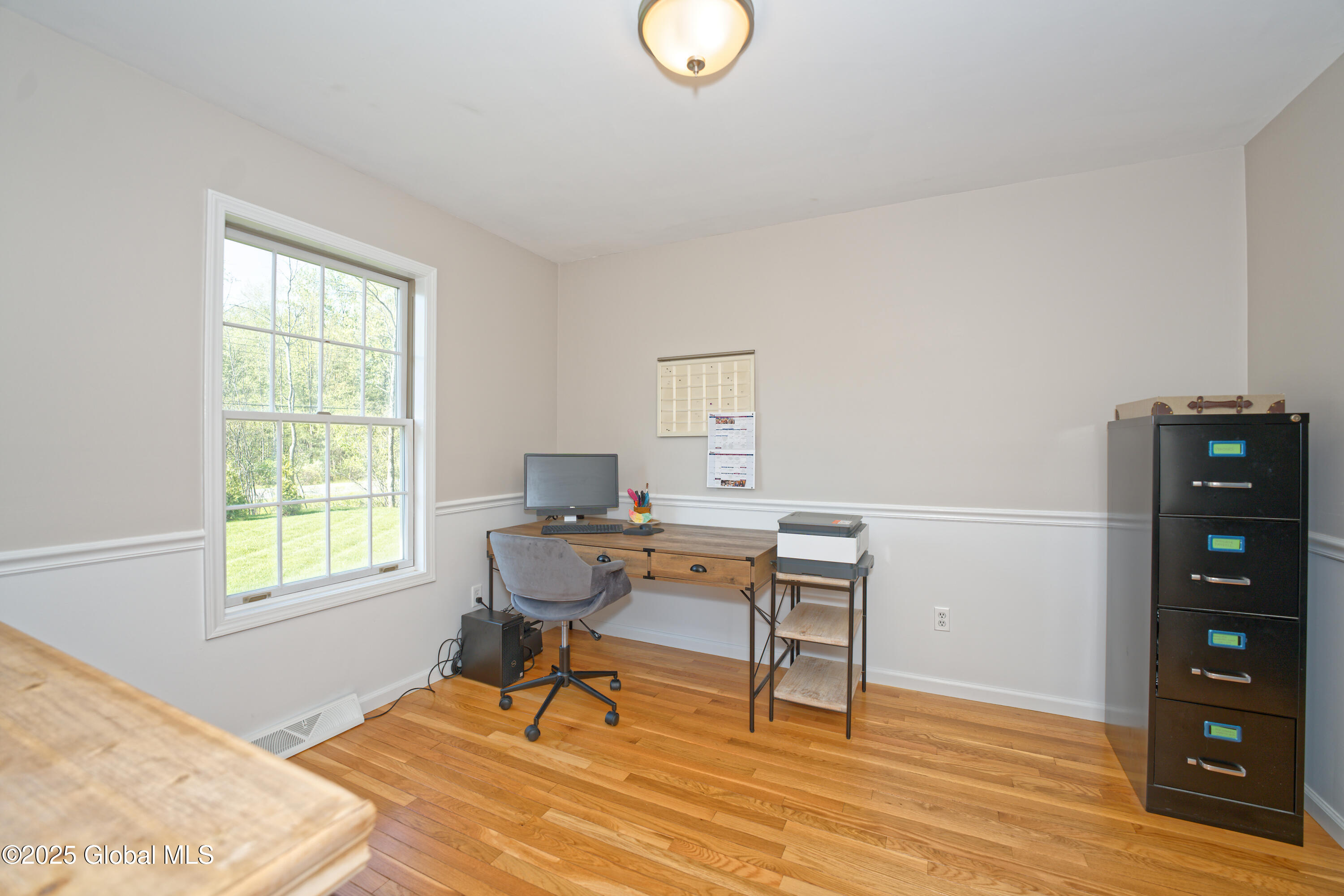 2 Queensbury Court, Clifton Park, New York image 9