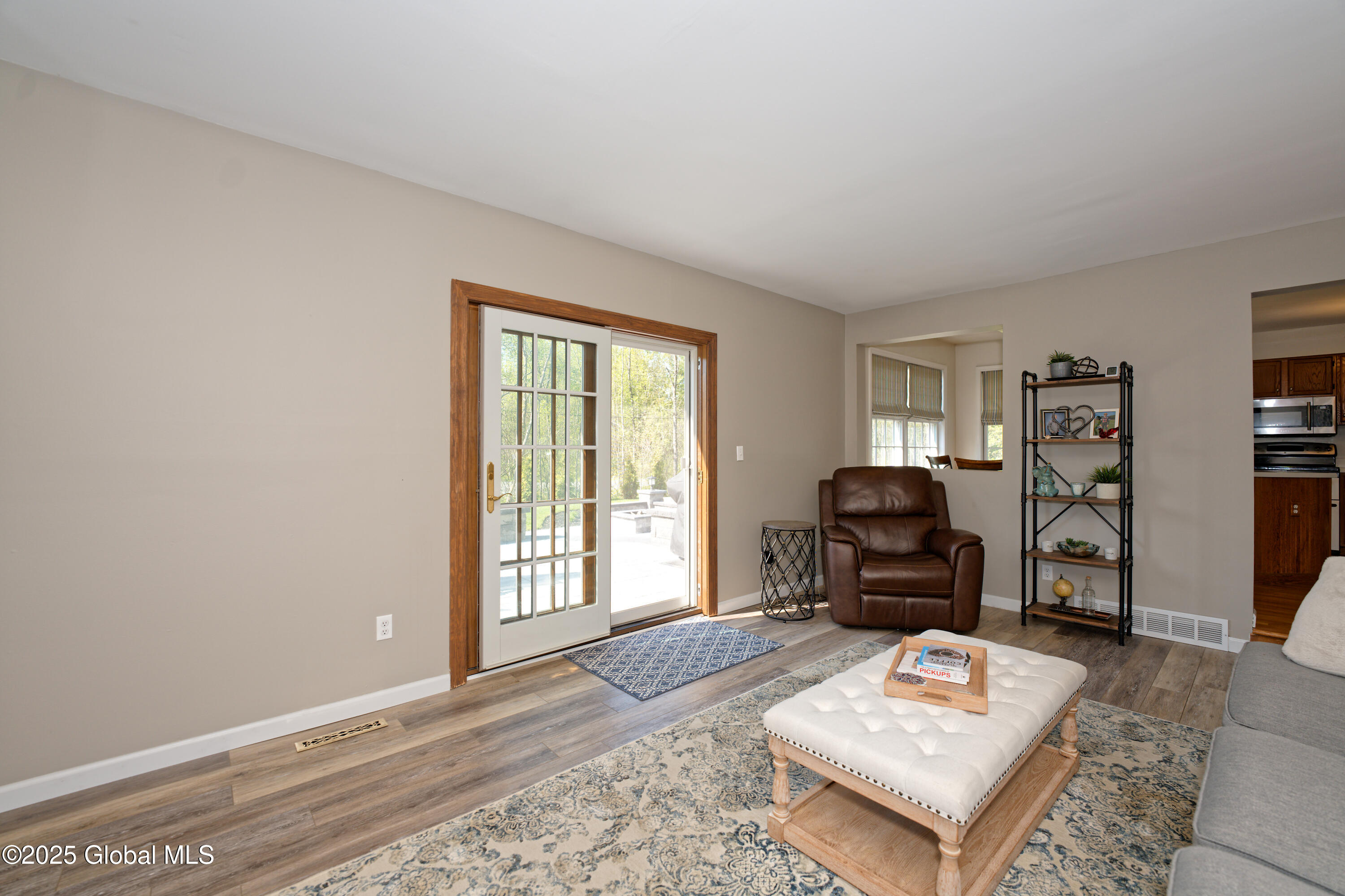 2 Queensbury Court, Clifton Park, New York image 20