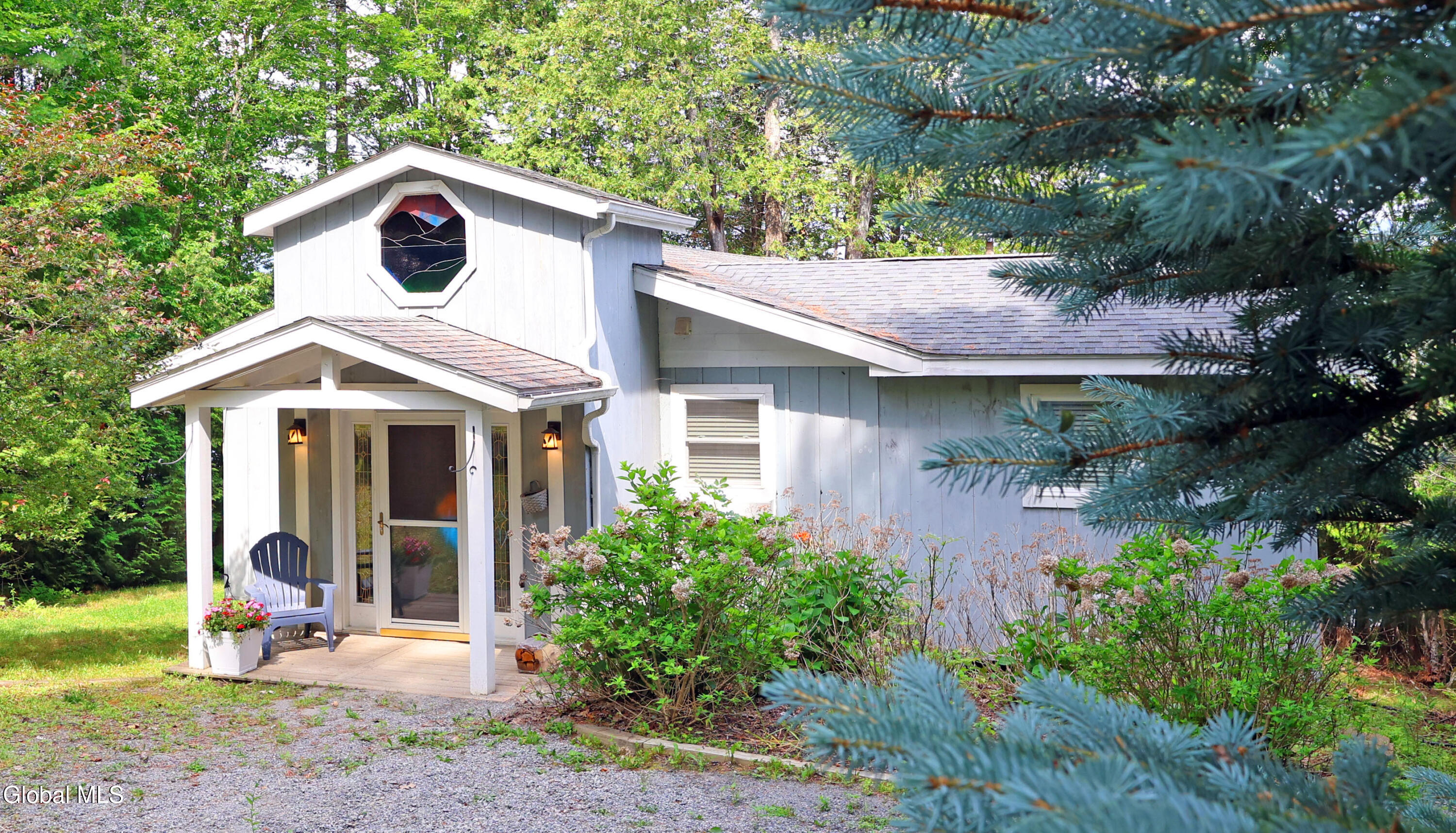 23 Star Glint Way