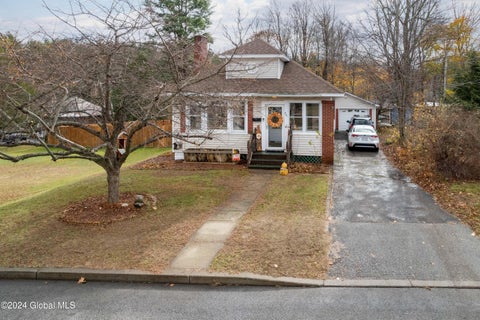 Photo for 404 Walnut Street