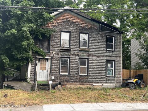 Multifamily For Sale - 20 Voorhees Street<br/> Amsterdam, NY 12010