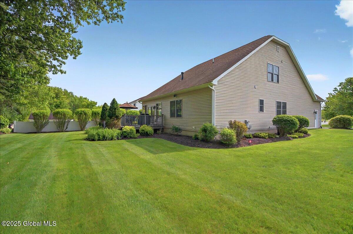7 Brighton Drive, Clifton Park, New York image 6