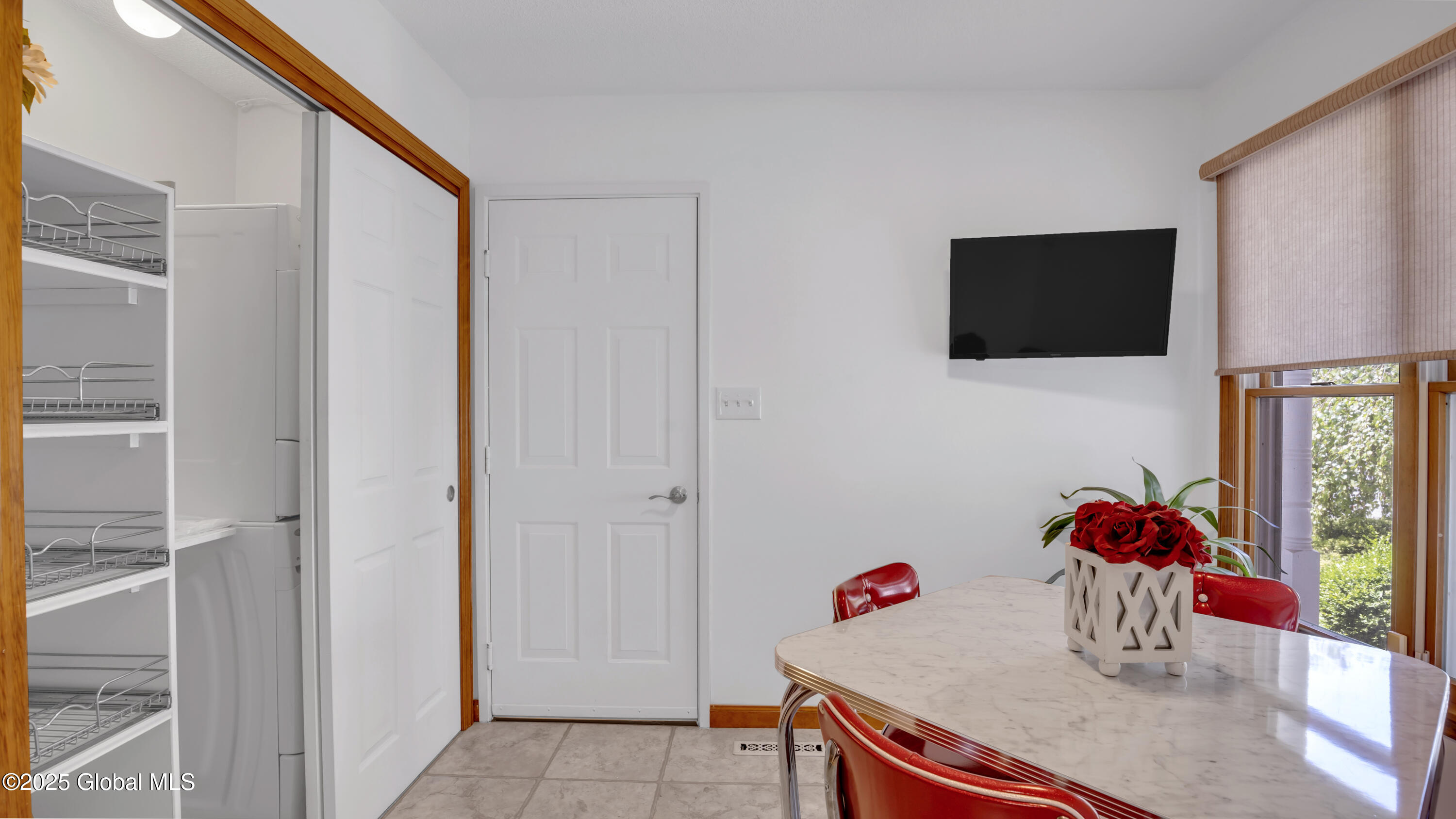 17 Kensington Place, Albany, New York image 21