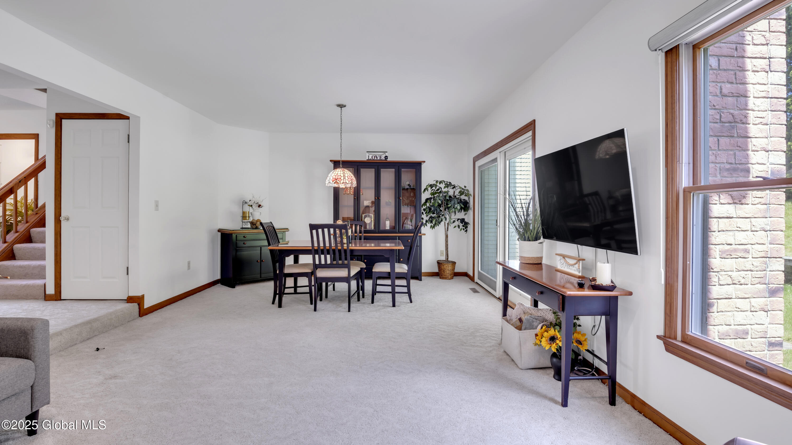 17 Kensington Place, Albany, New York image 23