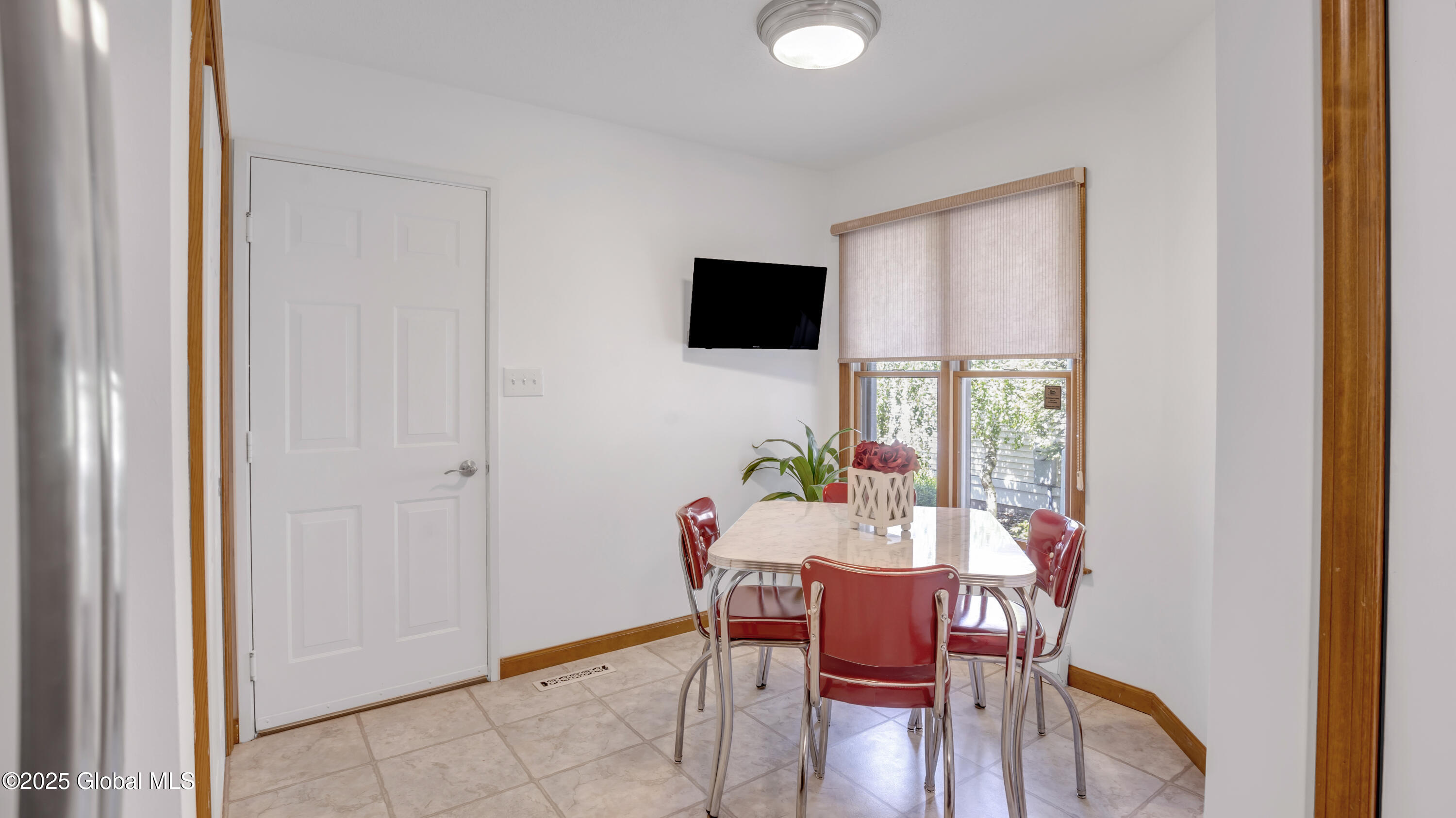 17 Kensington Place, Albany, New York image 18