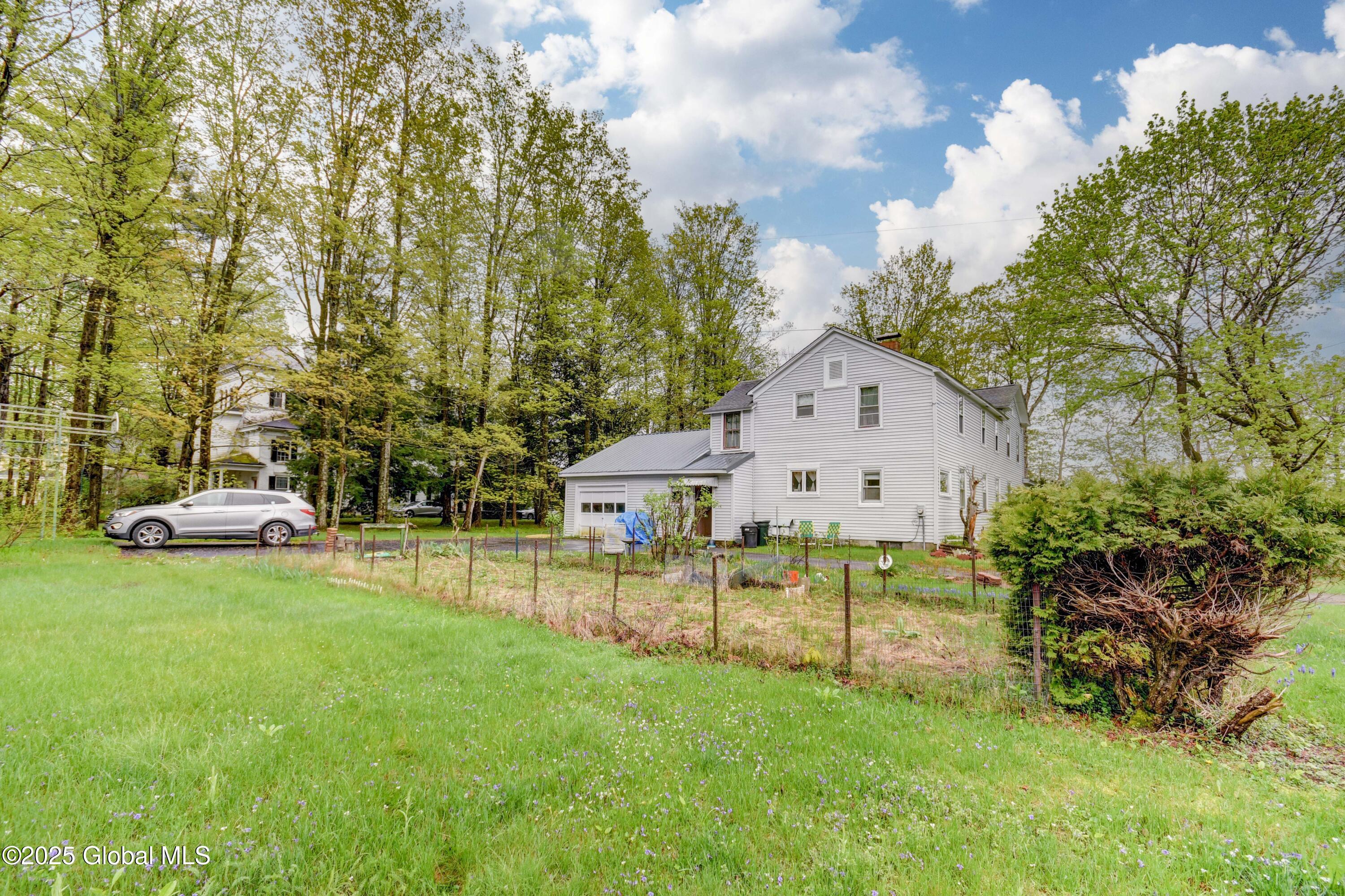 19 Maple Street, Broadalbin, New York image 2