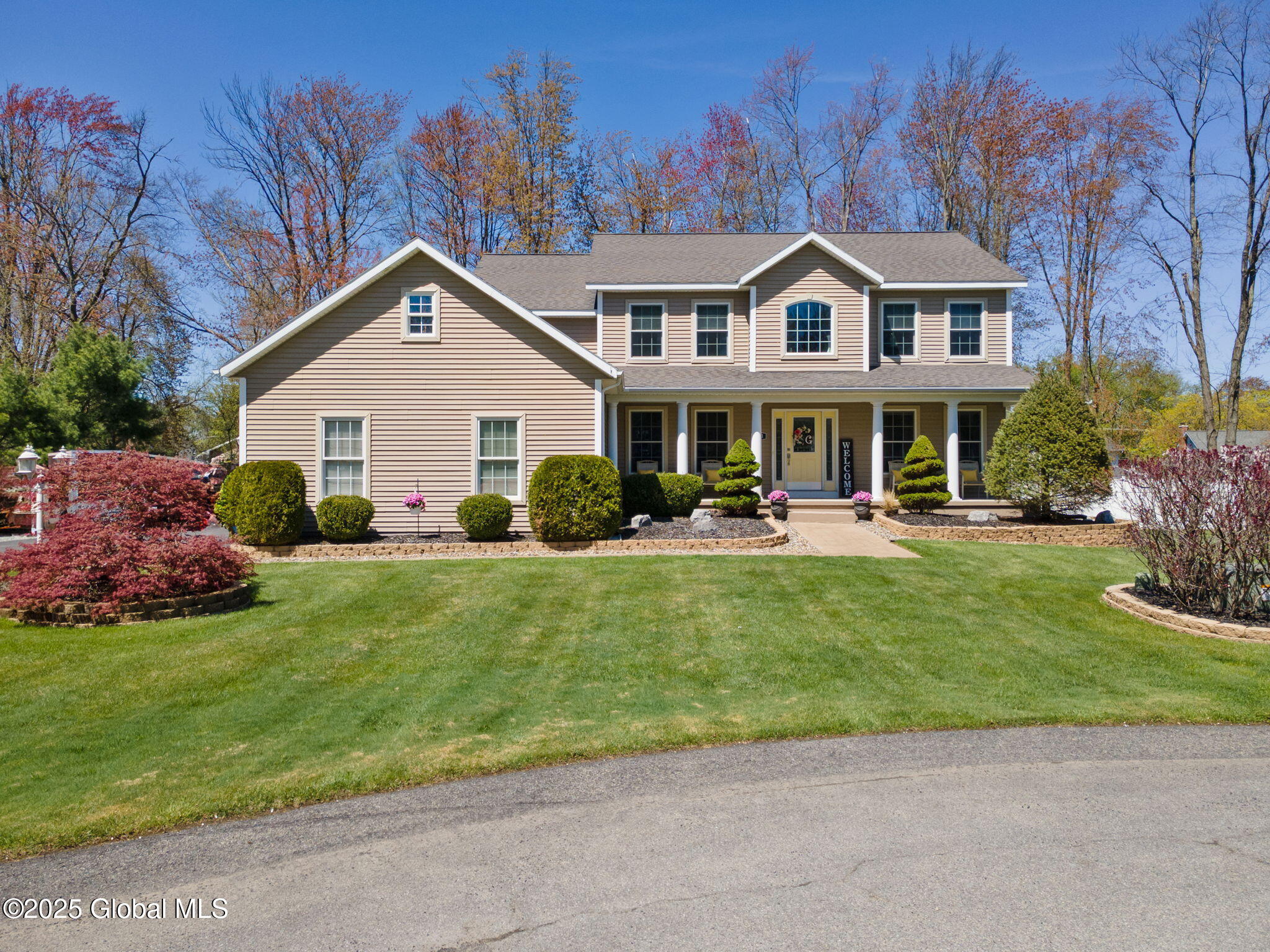 121 Day Spring Court, Schenectady, New York image 2