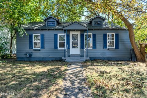 Photo of 78 Spruce Street, Schenectady, NY 12304 (MLS # 202525910)