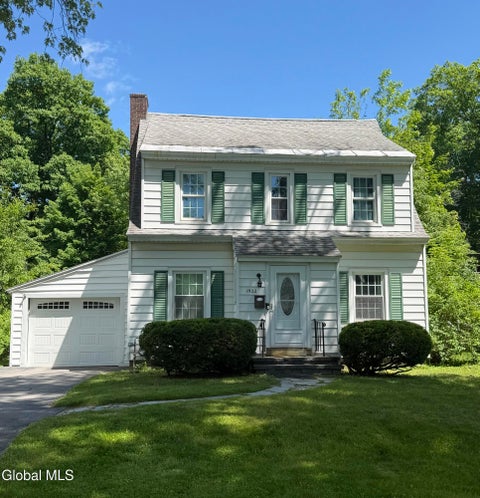 Photo of 1422 Regent Street, Niskayuna, NY 12309 (MLS # 202623178)