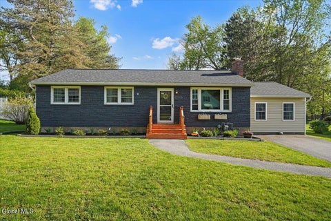Homes For Sale - 4 Wilson Drive<br/> Glenville, NY 12302