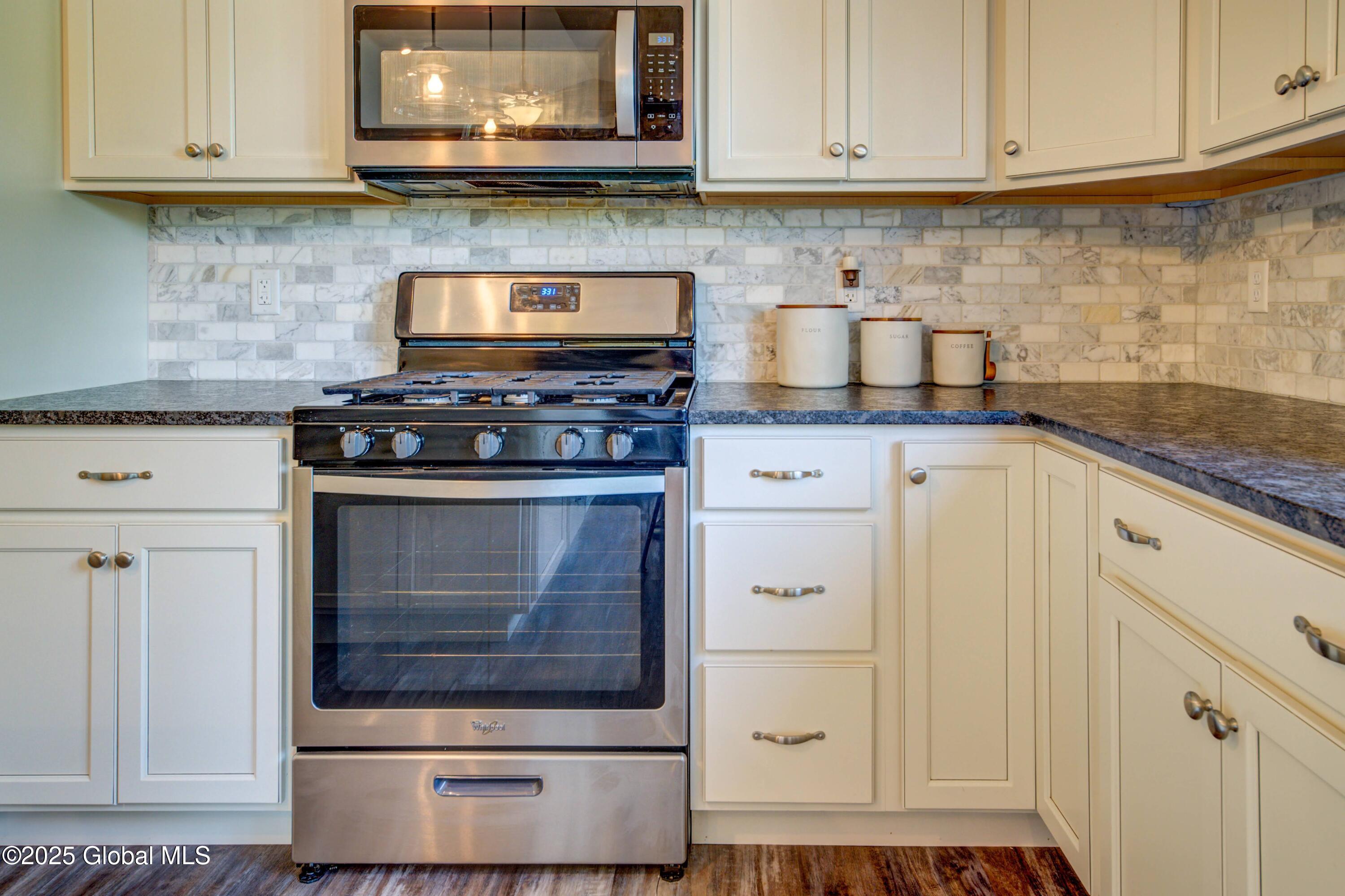 6760 Fuller Station Road, Schenectady, New York image 31