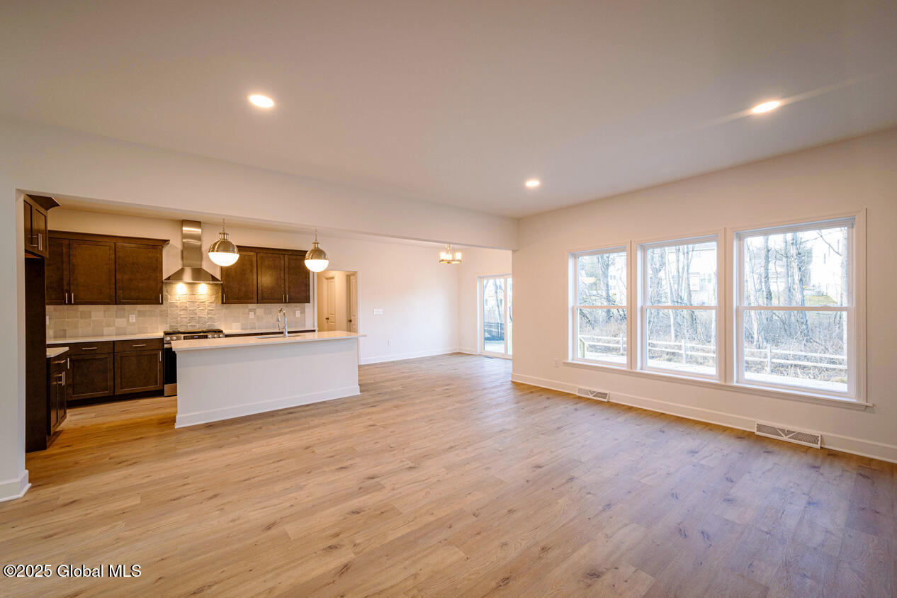 1 Bergen Place, Niskayuna, New York image 10