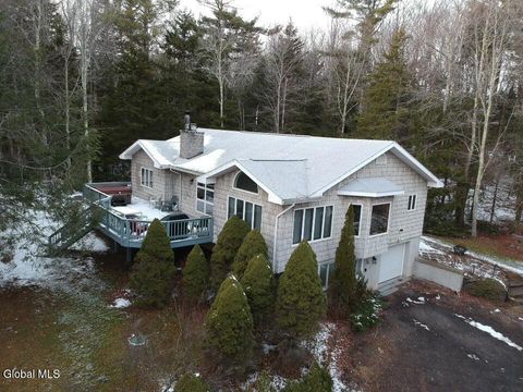 Homes For Sale - 73 Fern Ridge Road<br/> Haines Falls, NY 12436