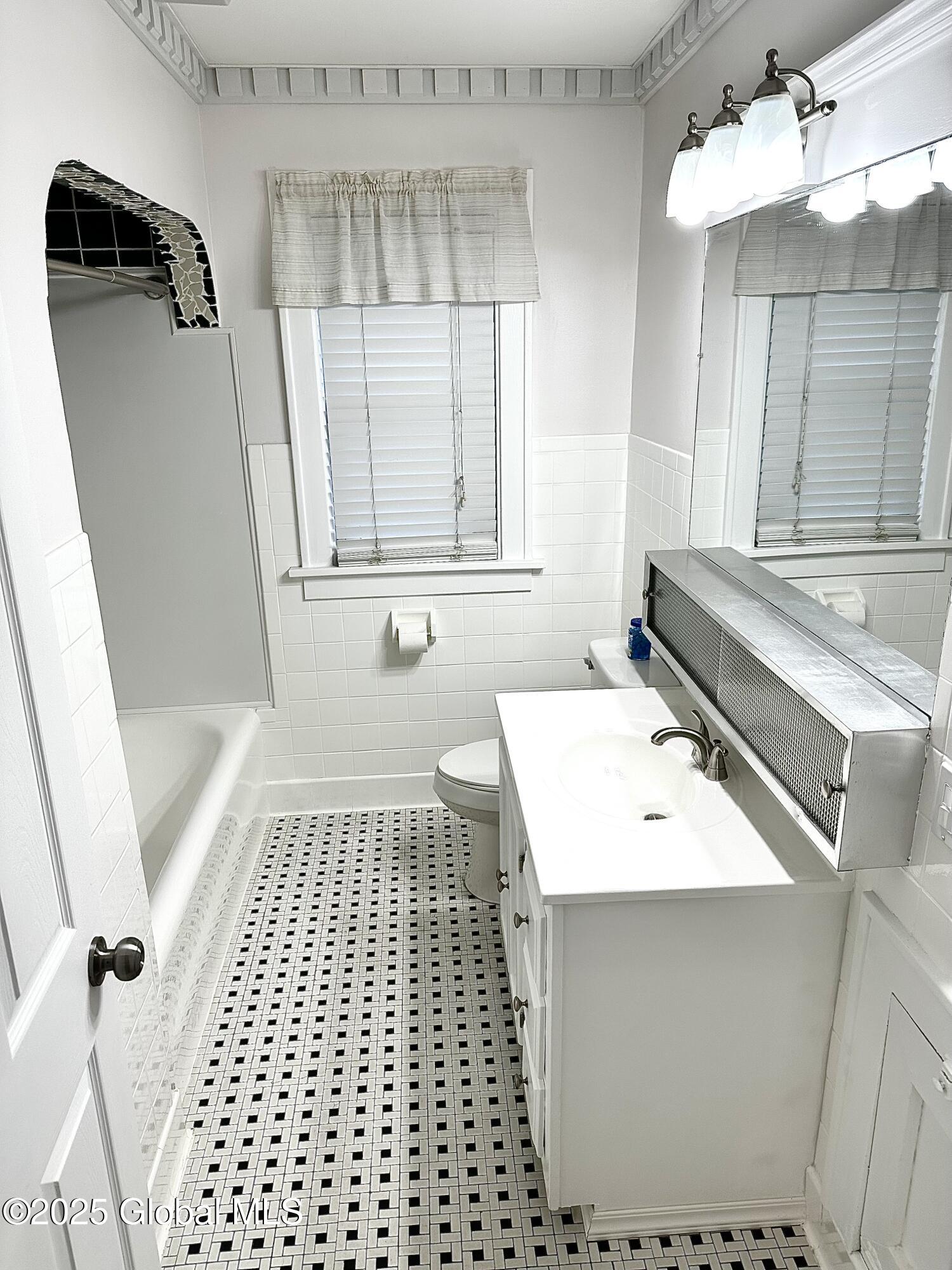 2618 Stanton Street, Schenectady, New York image 18