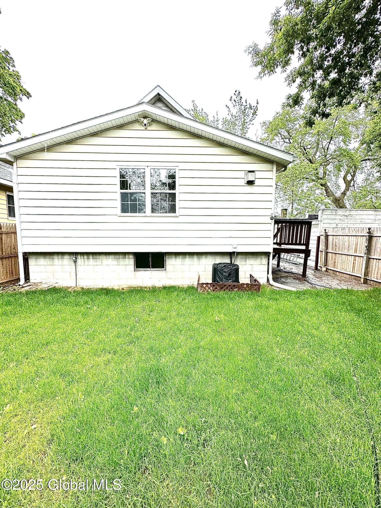 2618 Stanton Street, Schenectady, New York image 32