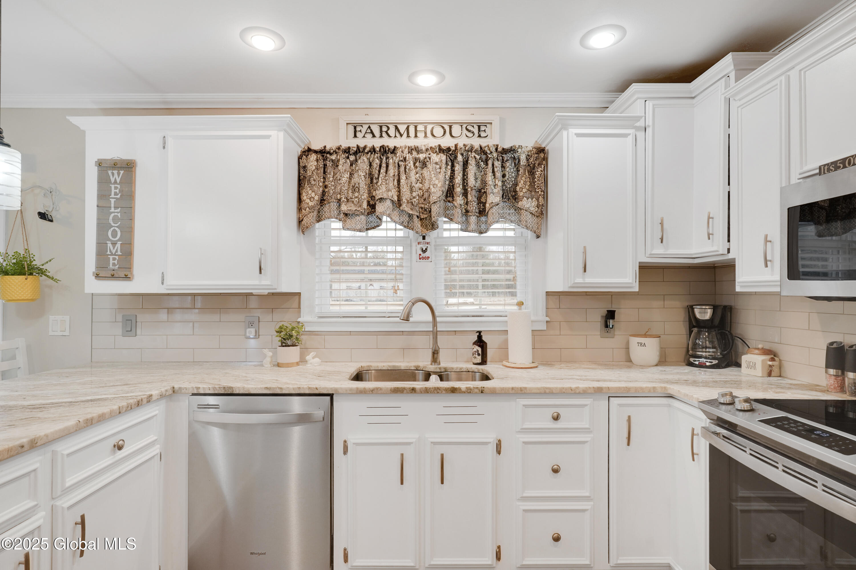1003 Esperance Road, Esperance, New York image 24