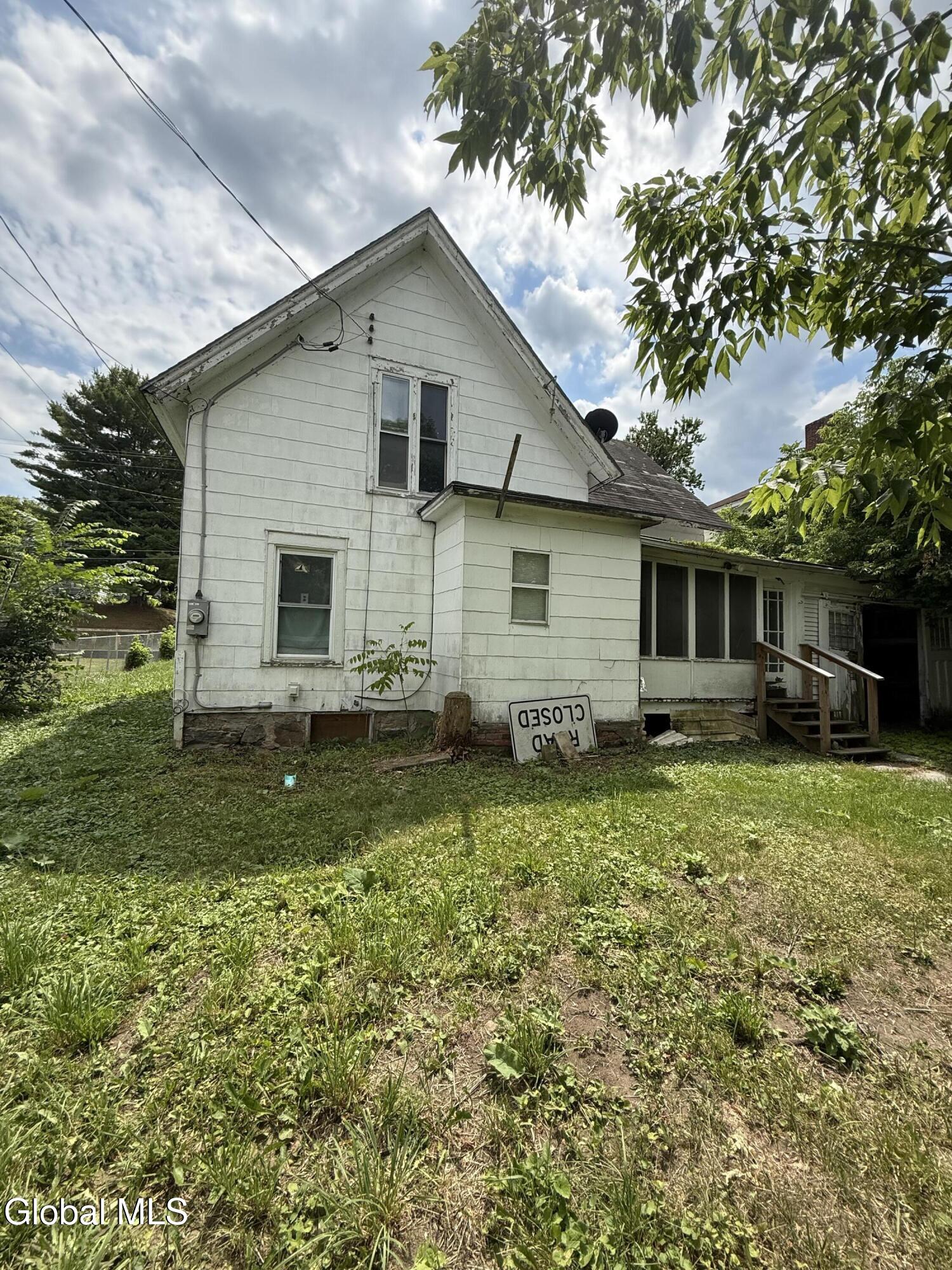17 Algonkin Street
