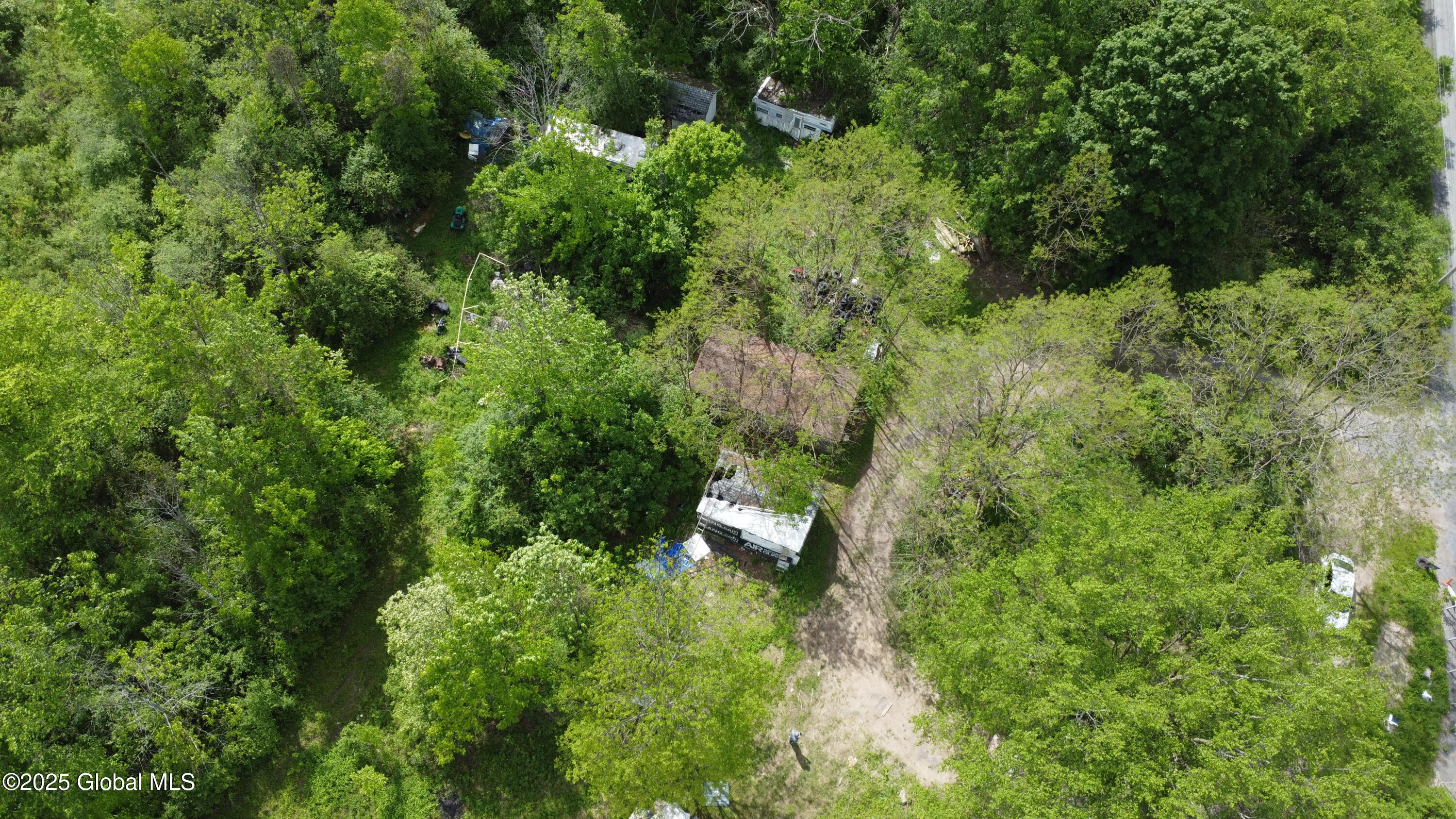 3746 Western Turnpike