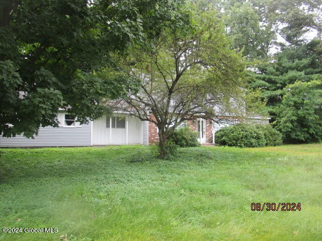 22 Owen Avenue, Queensbury, New York image 2