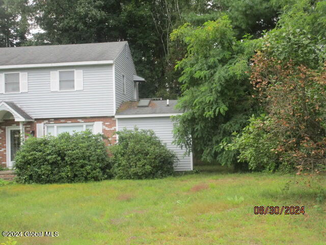 22 Owen Avenue, Queensbury, New York image 5