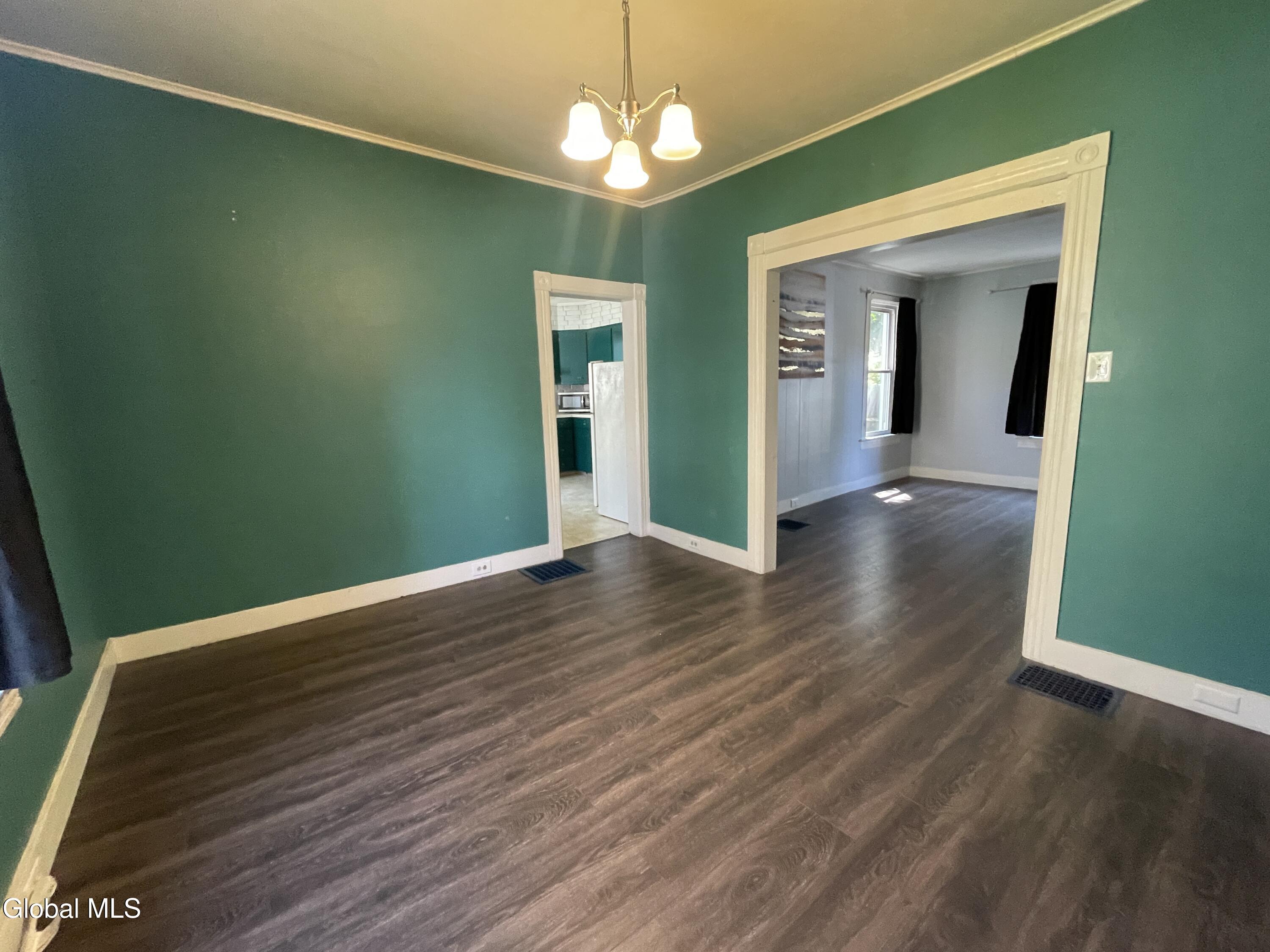 9 Kenworthy Avenue