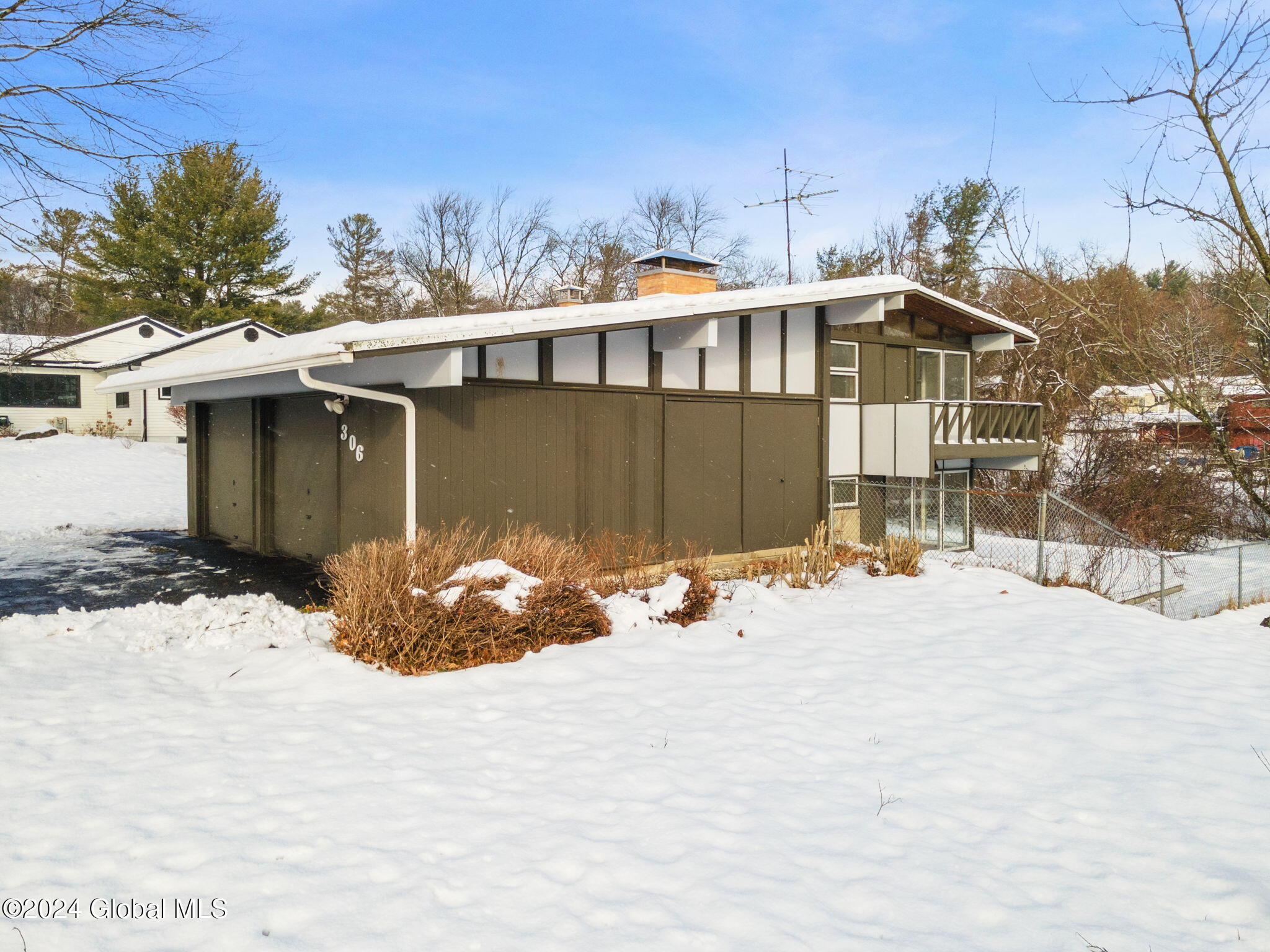 306 Juniper Drive, Schenectady, New York image 45