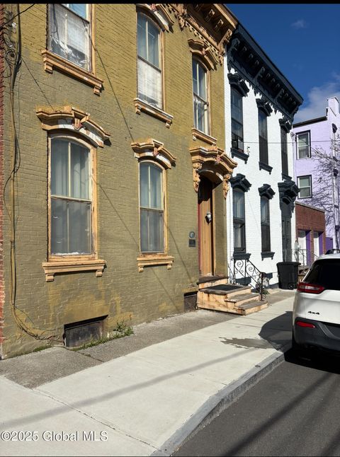 Photo of 3 Osborne Street, Albany, NY 12202 (MLS # 202516132)