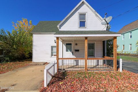 Photo of 1337 8th Avenue, Schenectady, NY 12303 (MLS # 202528224) Photo of 1337 8th Avenue, Schenectady, NY 12303 (MLS # 202528224)