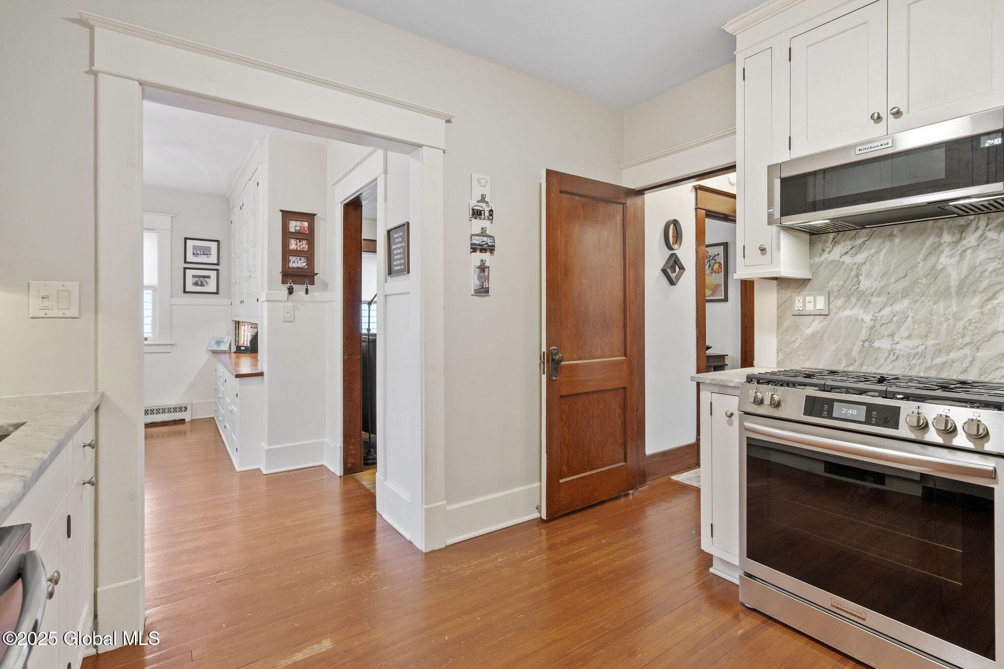 82 Adams Place, Delmar, New York image 20