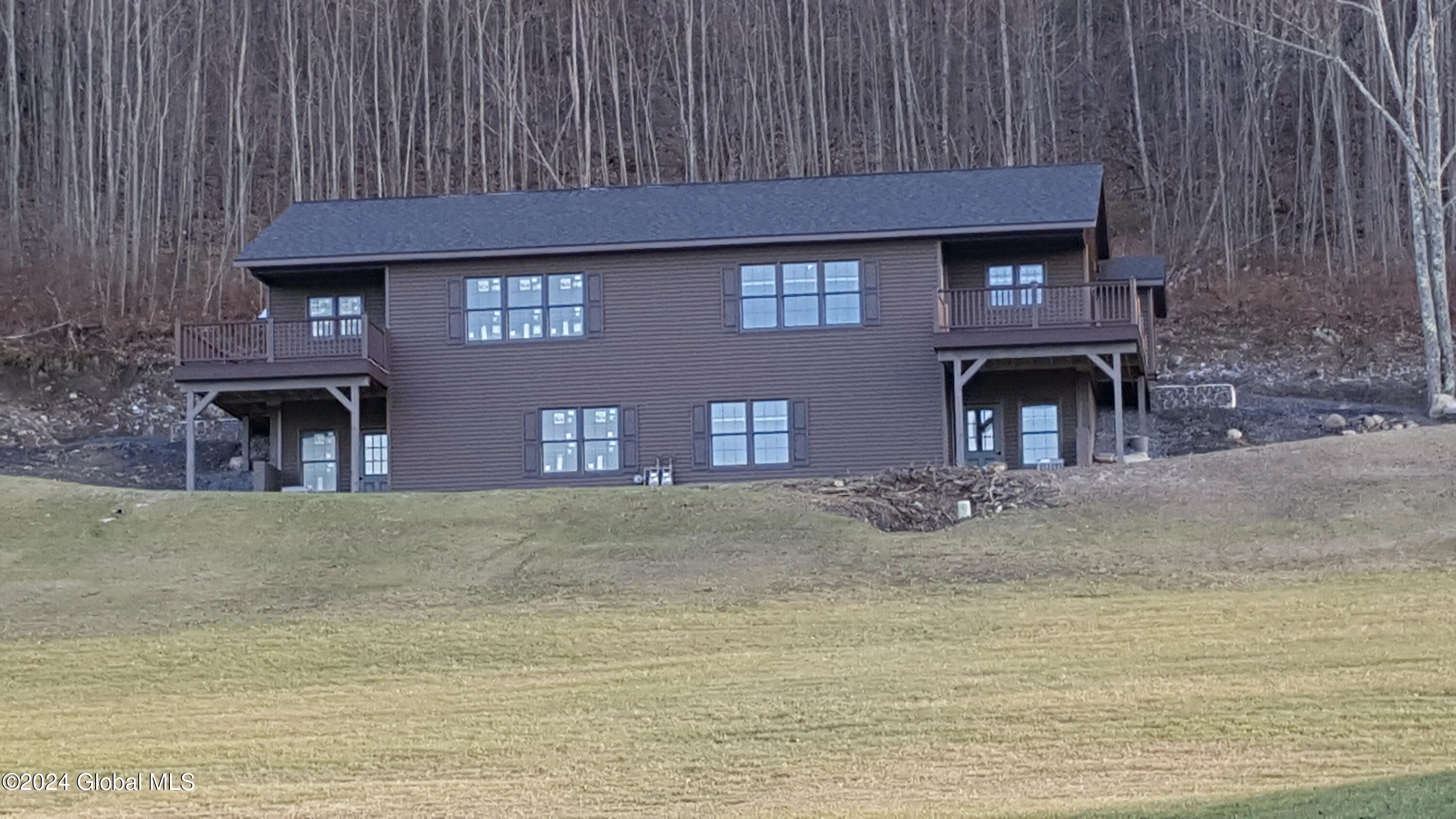 145 Redtail Ridge, Cobleskill, New York image 1