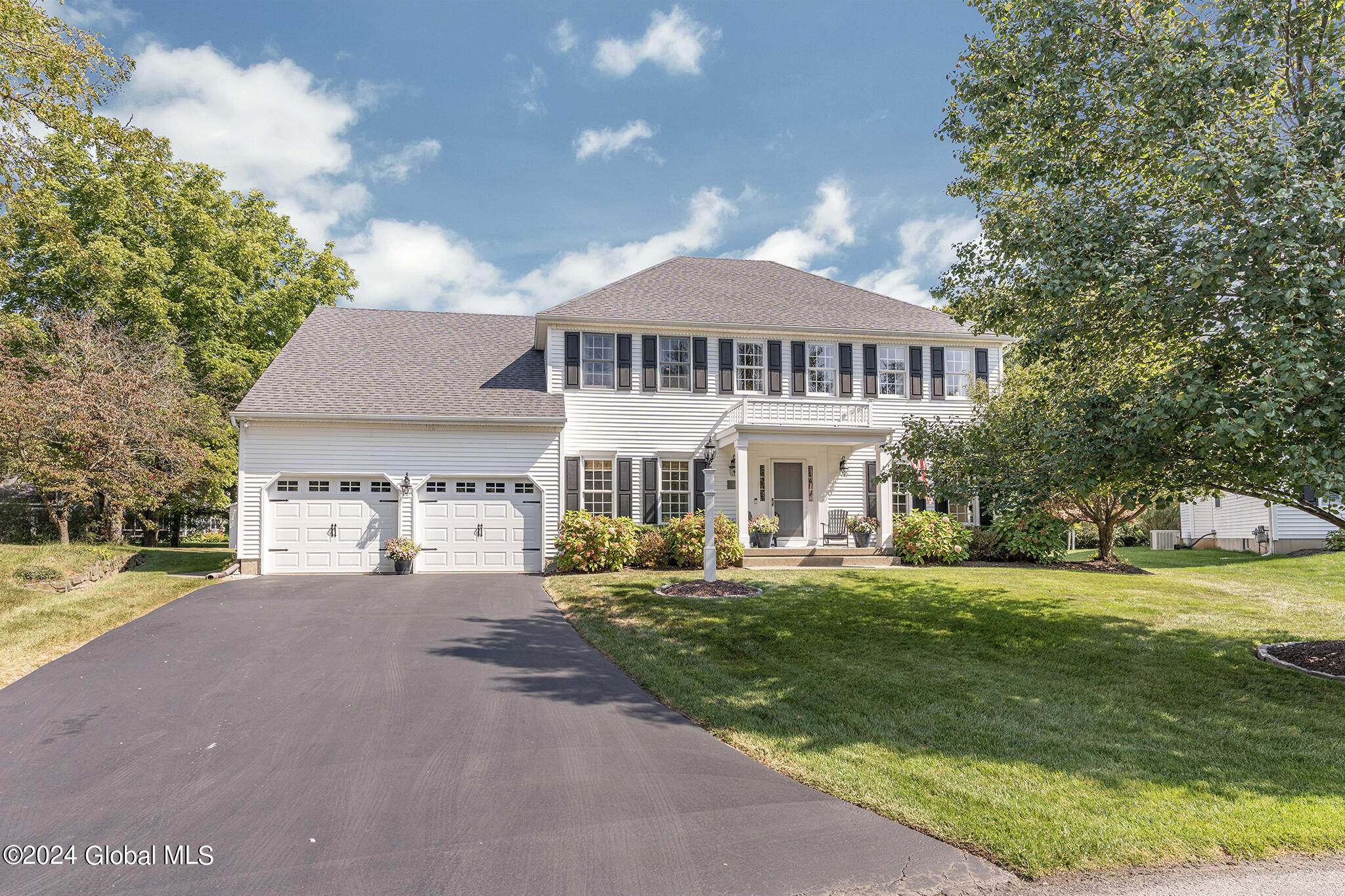 30 Wander Court, Glenmont, New York image 1