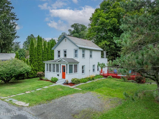 4 FORD AVE, CAMBRIDGE, NY 12816 - Image dddcd3c4fc211dccb3d151efcdb8b16b/3284710071
