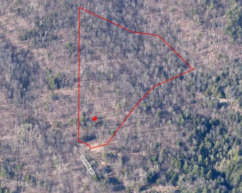 Photo of 14 Jasmine Road, Rensselaer, NY 12168 (MLS # 202615334)