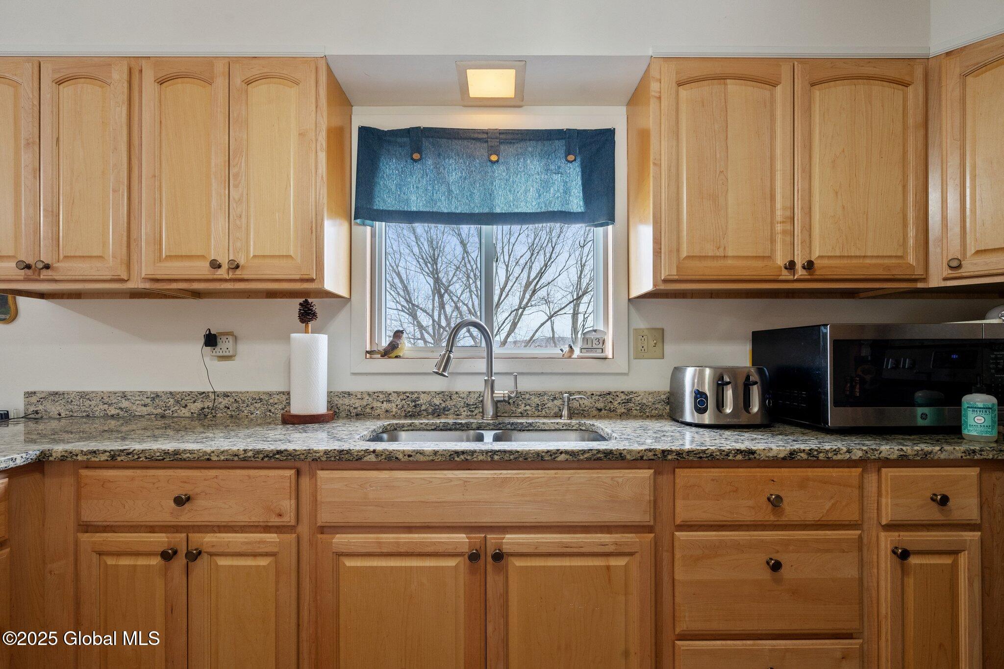 29 Abbott Drive, Poestenkill, New York image 15