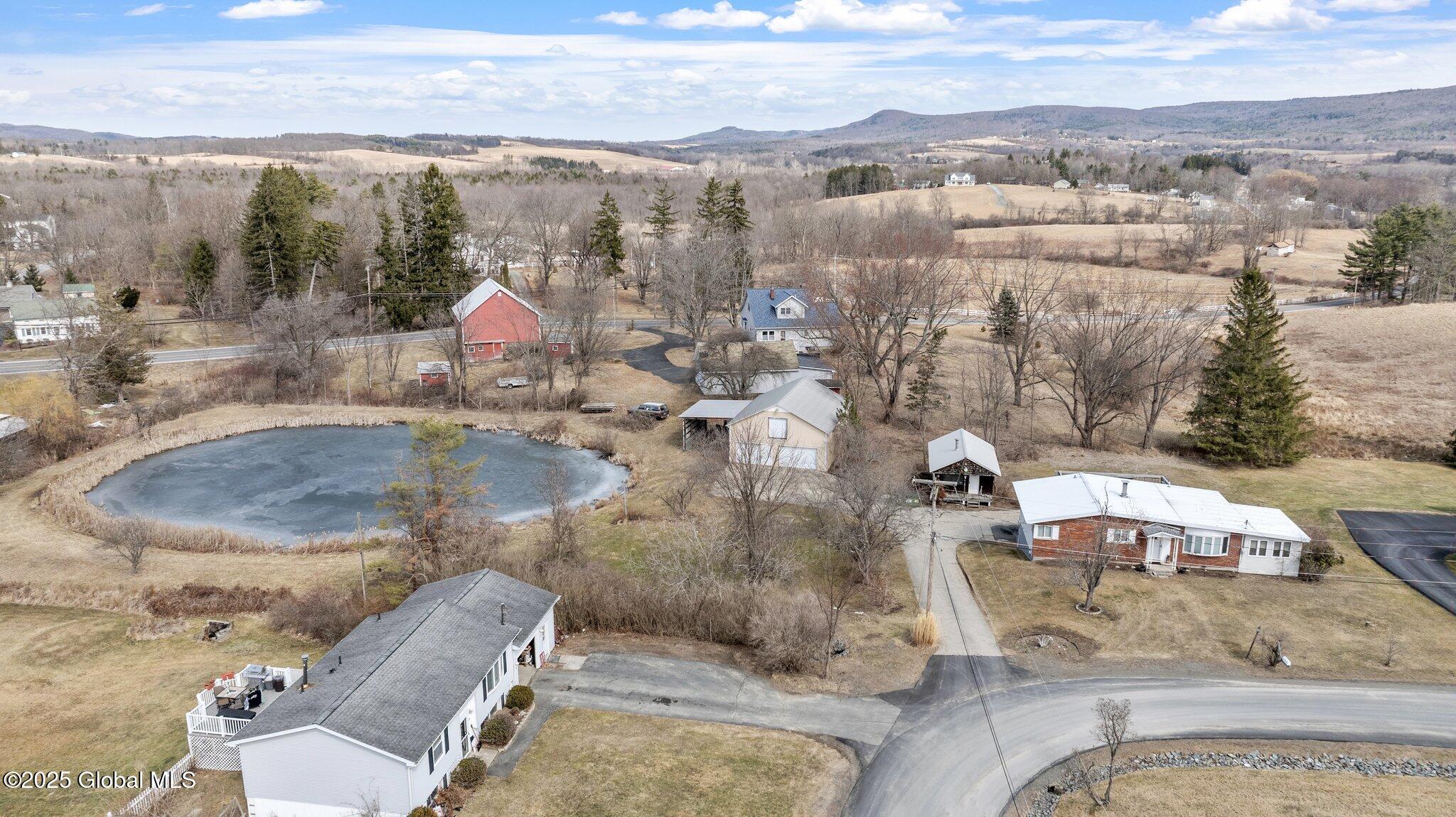 29 Abbott Drive, Poestenkill, New York image 32