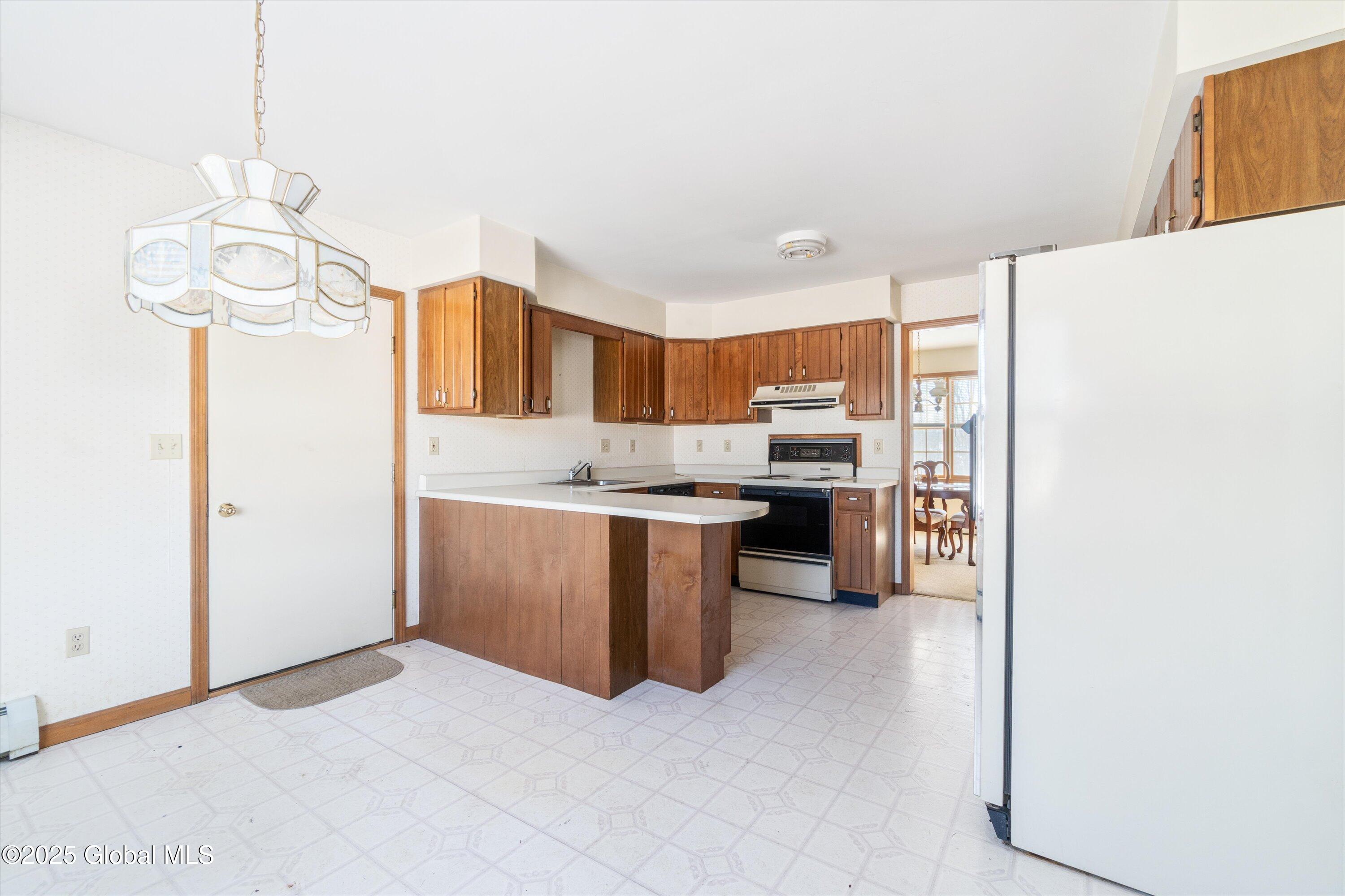 25 Raven Way, Cossayuna, New York image 20