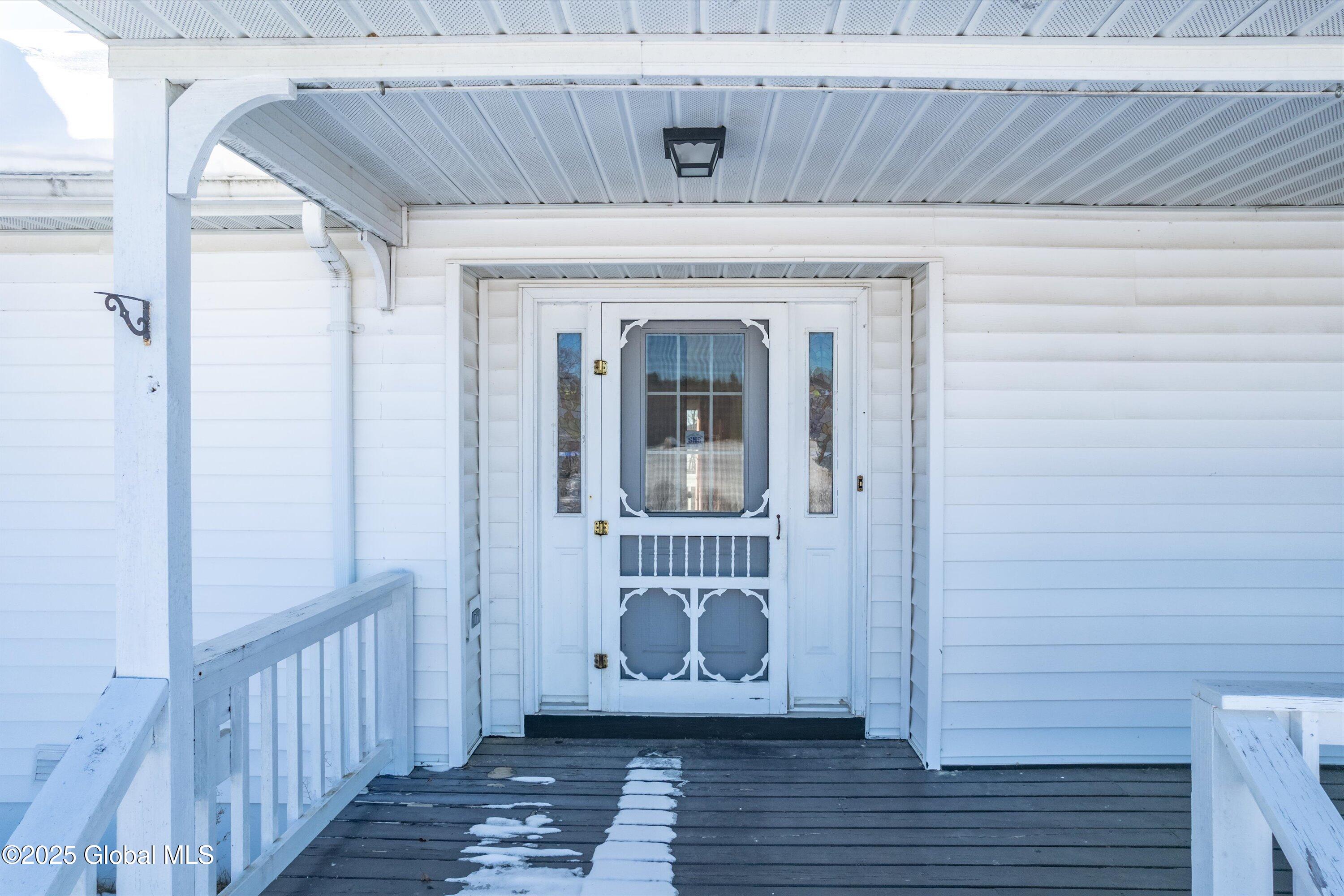 25 Raven Way, Cossayuna, New York image 3