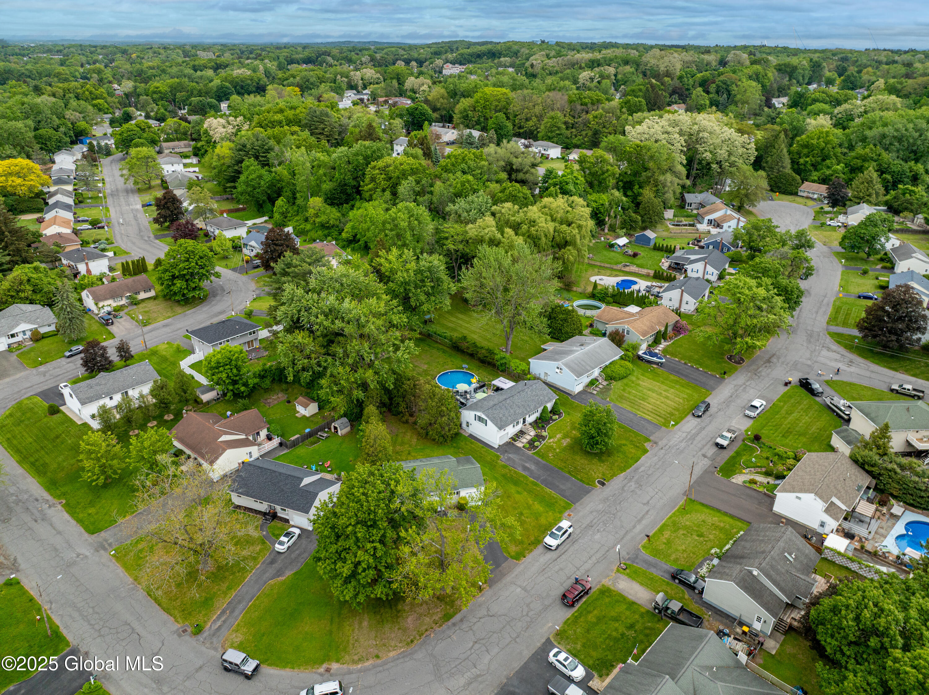 5 Colleen Drive, Loudonville, New York image 34