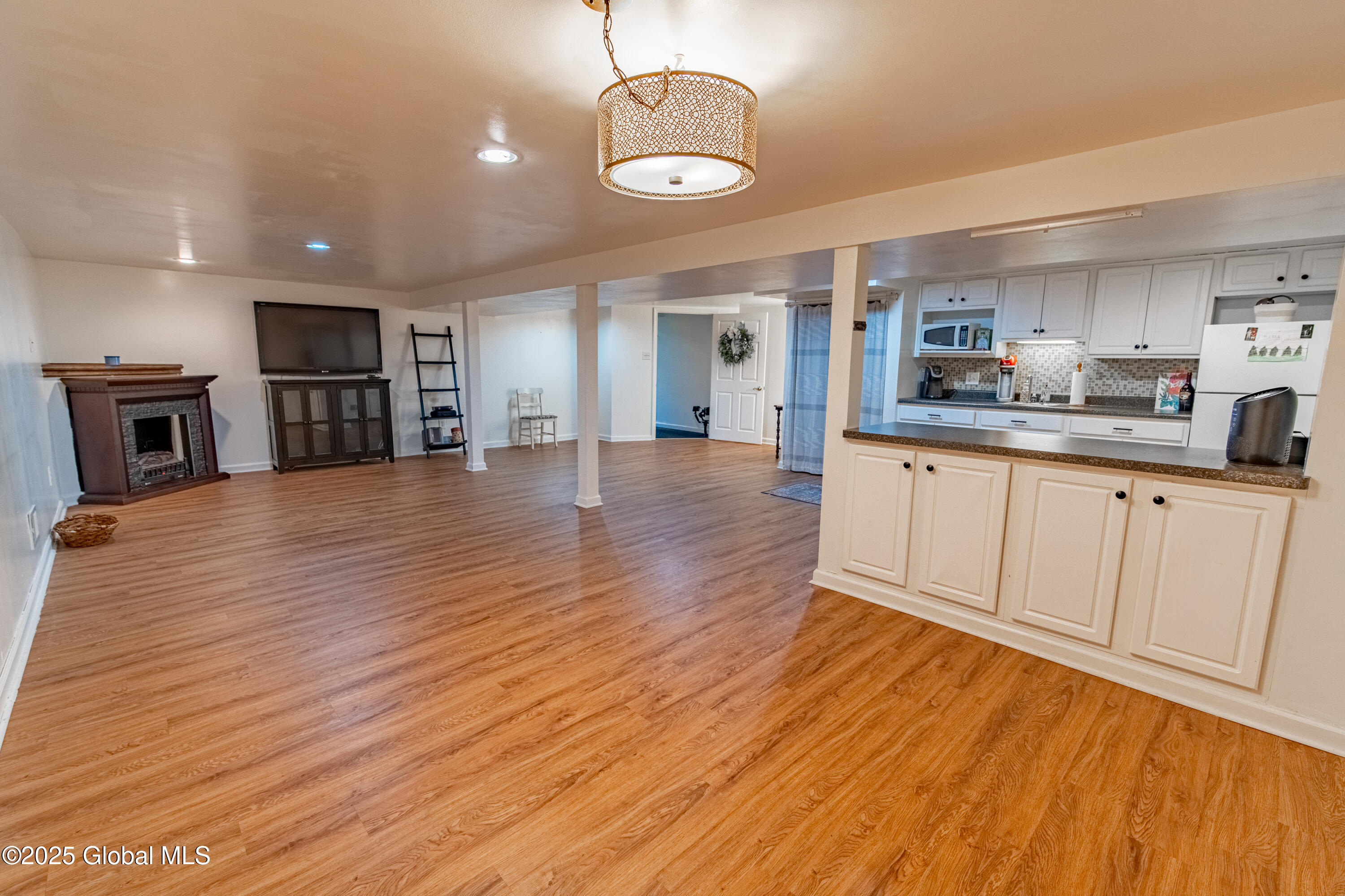 5 Colleen Drive, Loudonville, New York image 24