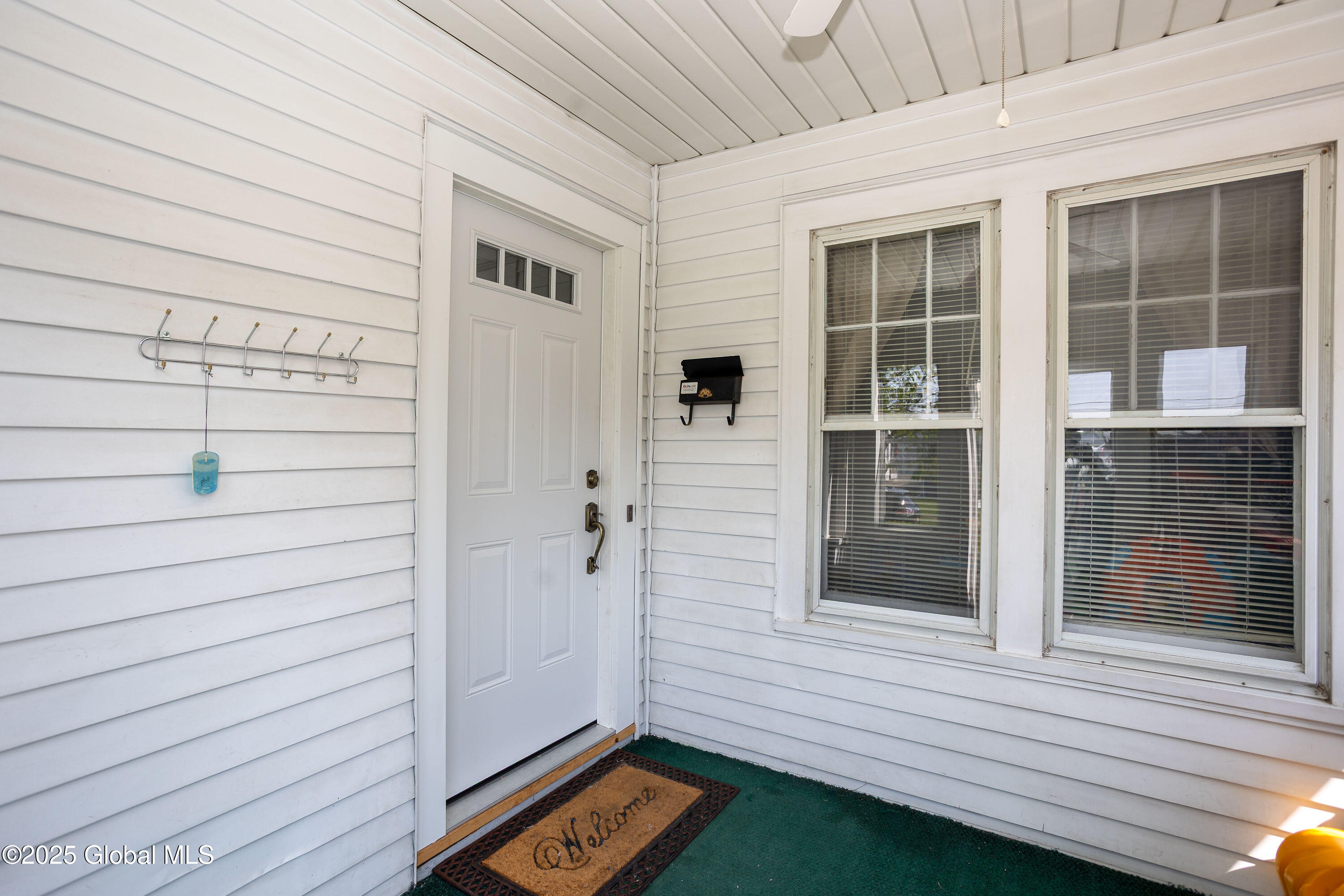 43 Holmes Court, Albany, New York image 2