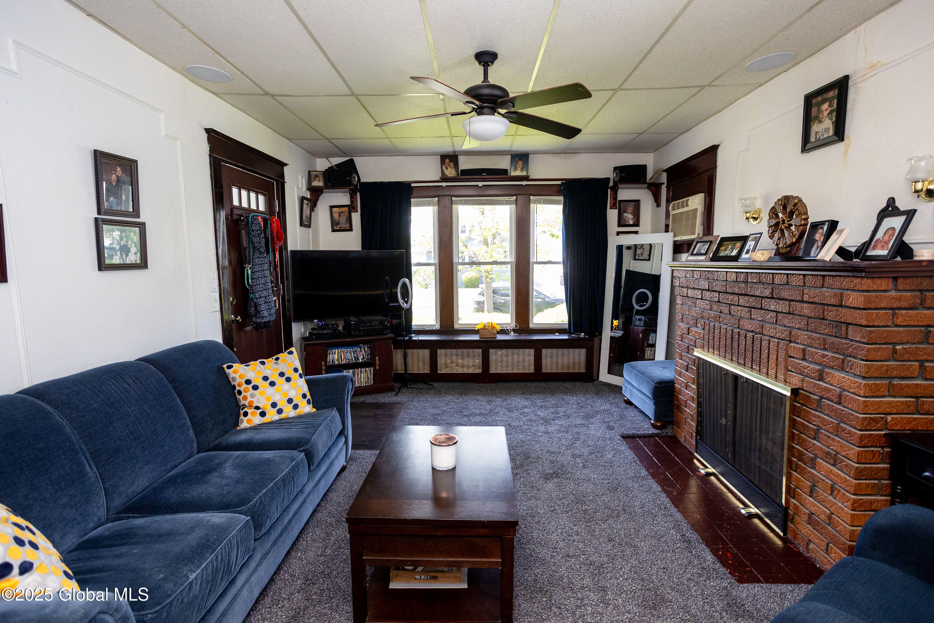 43 Holmes Court, Albany, New York image 4