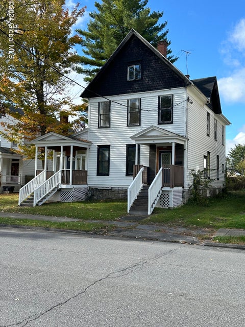 Photo for 125 N Perry Street
