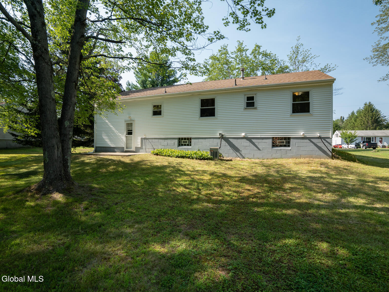 Schenectady, New York 12303, United States, 3 Bedrooms Bedrooms, ,1 BathroomBathrooms,Residential,Contingent,185980