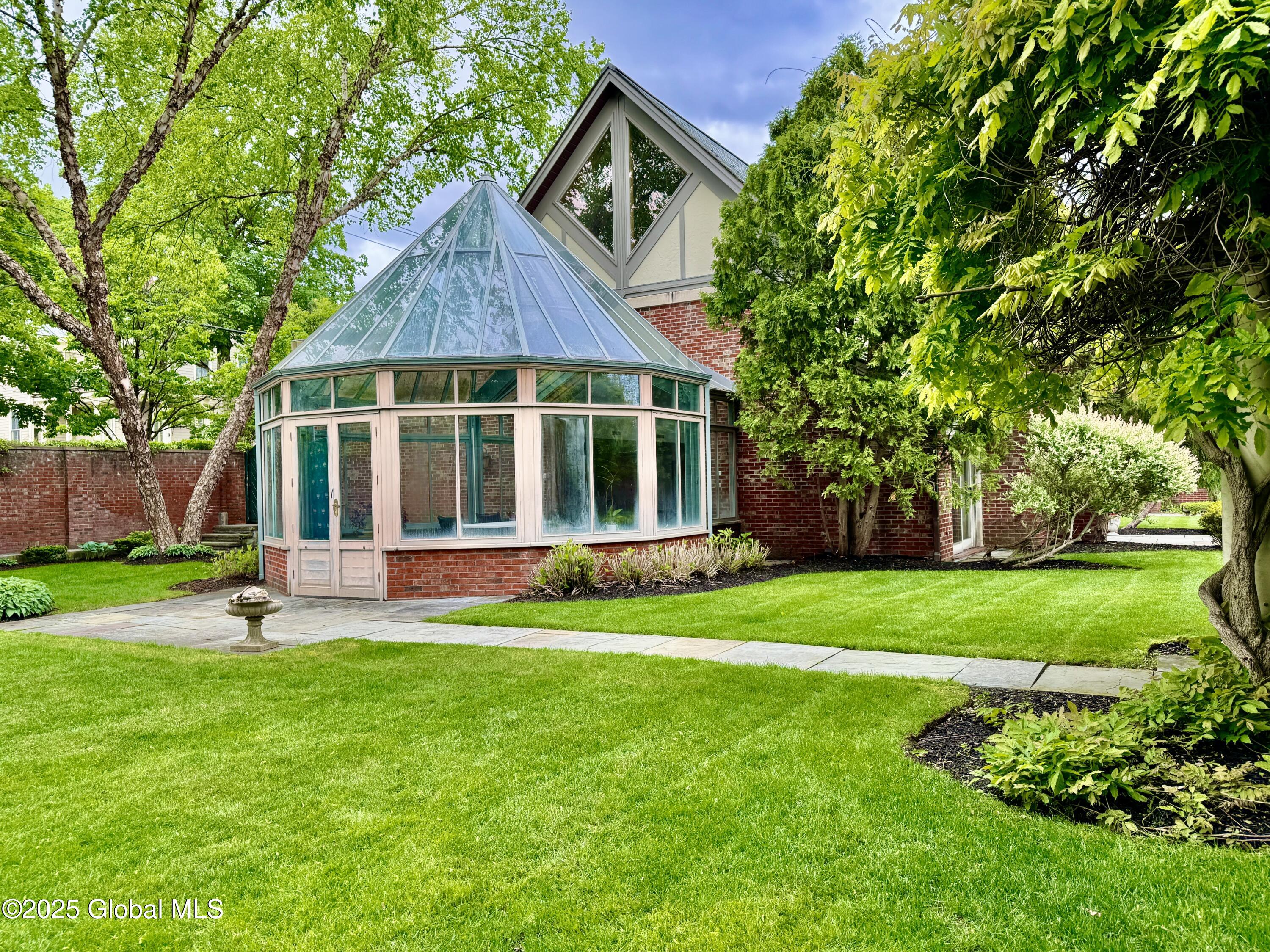 170-176 Woodlawn Avenue, Saratoga Springs, New York image 16